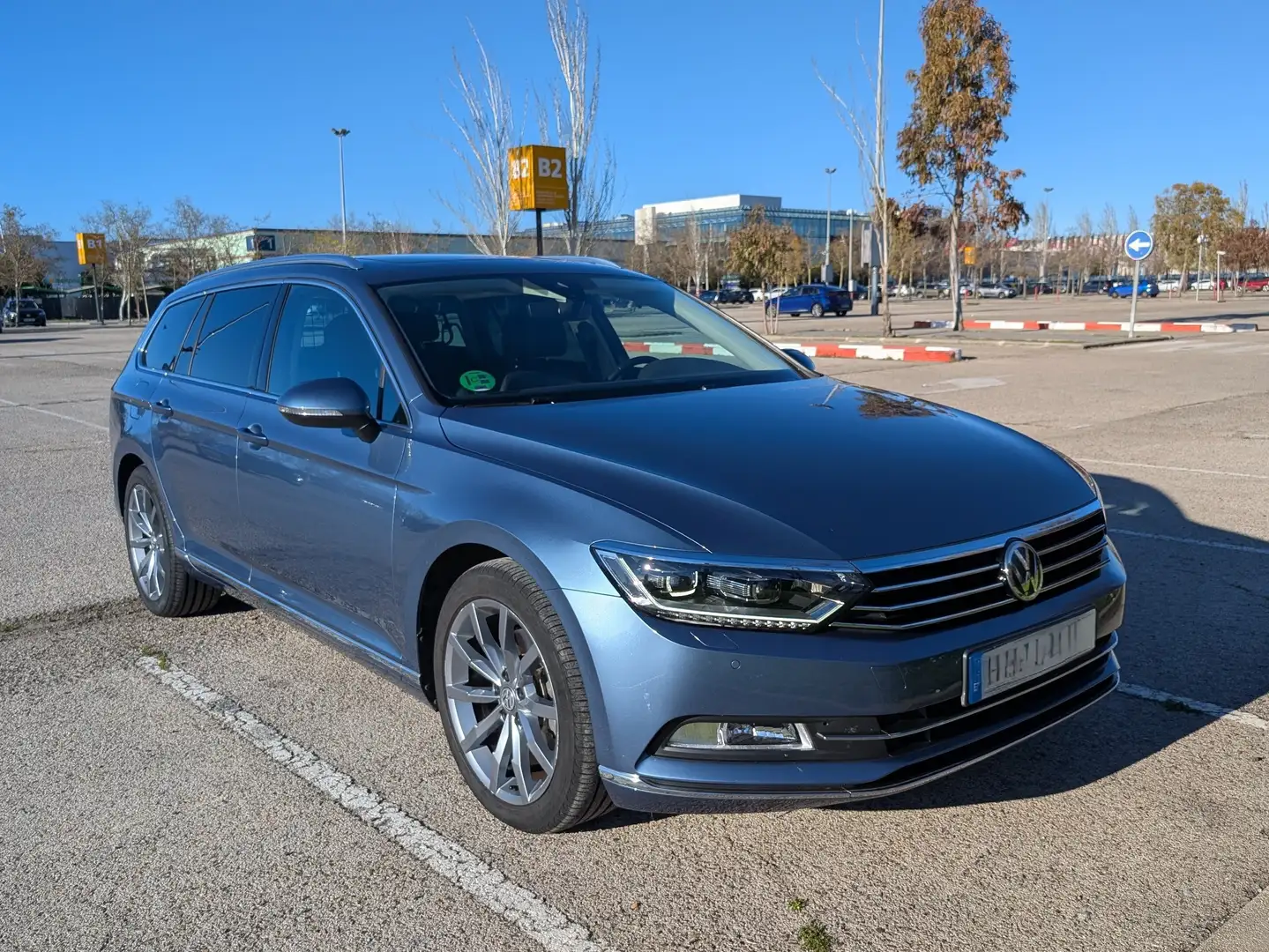 Volkswagen Passat Variant Passat Variant 1.8 TSI Sport DSG Sport Azul - 1