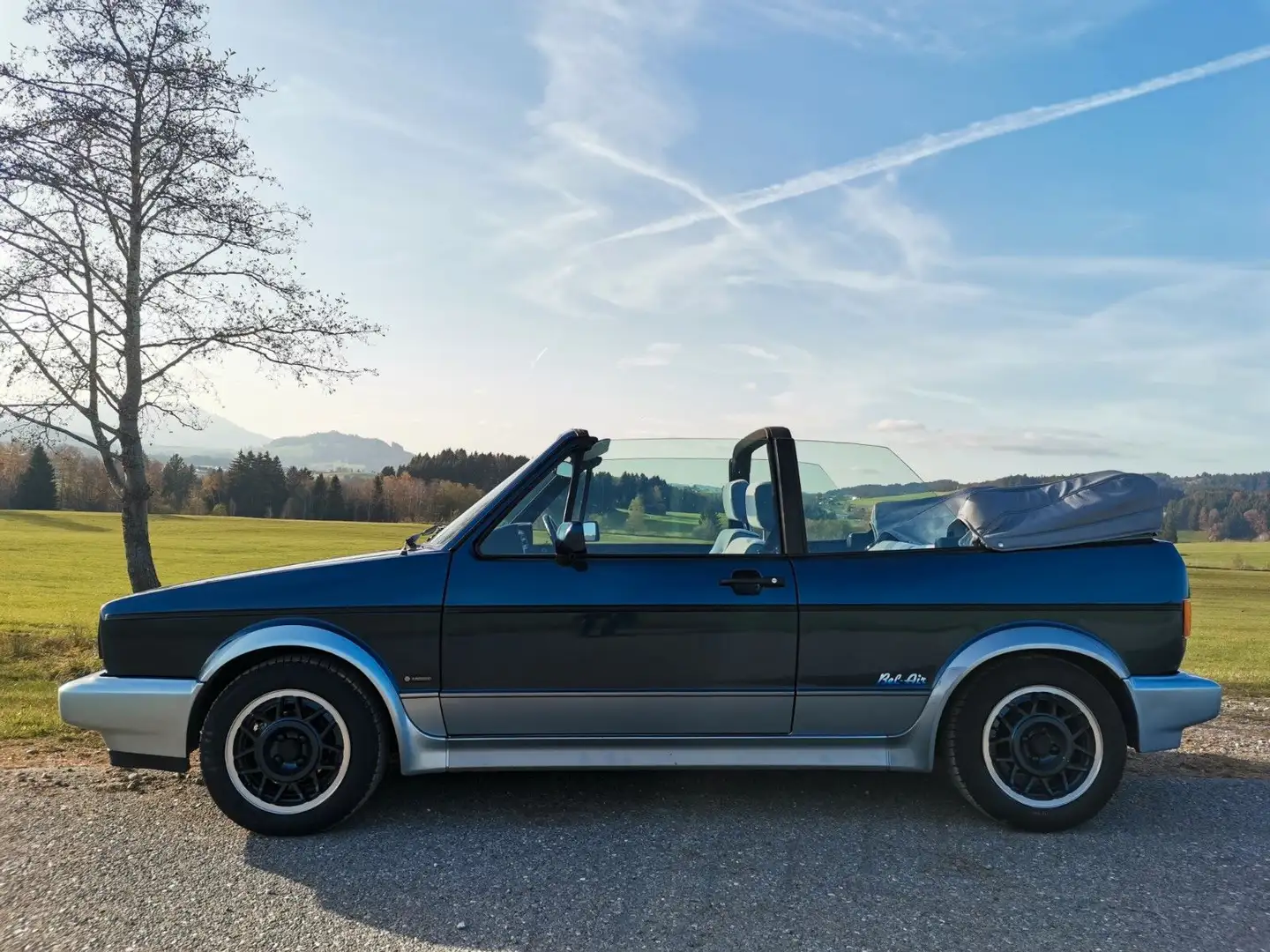 Volkswagen Golf 1 Cabrio Bel Air Bleu - 1
