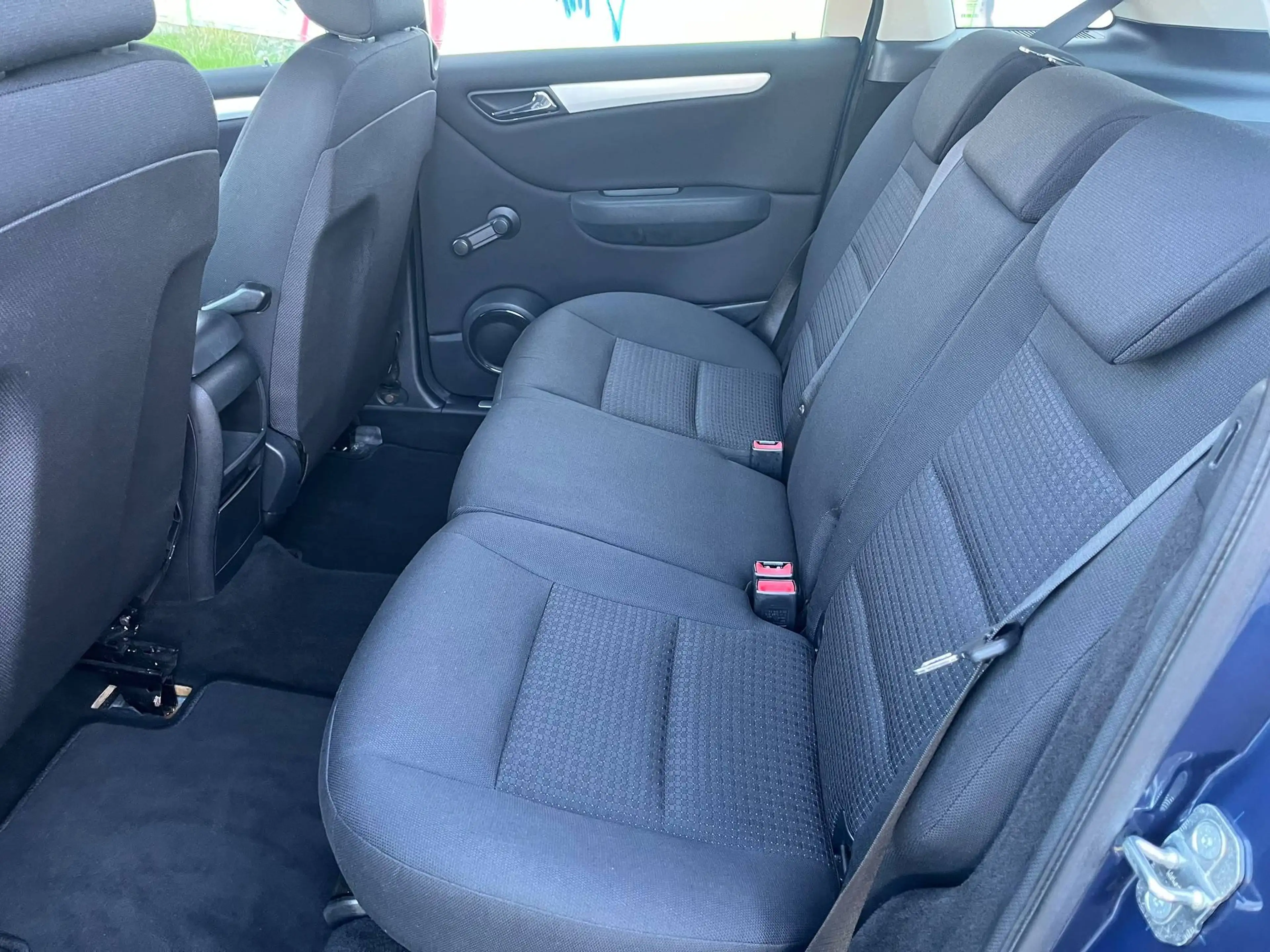 Mercedes-Benz B 150 B 150 (245.231) — photo 9