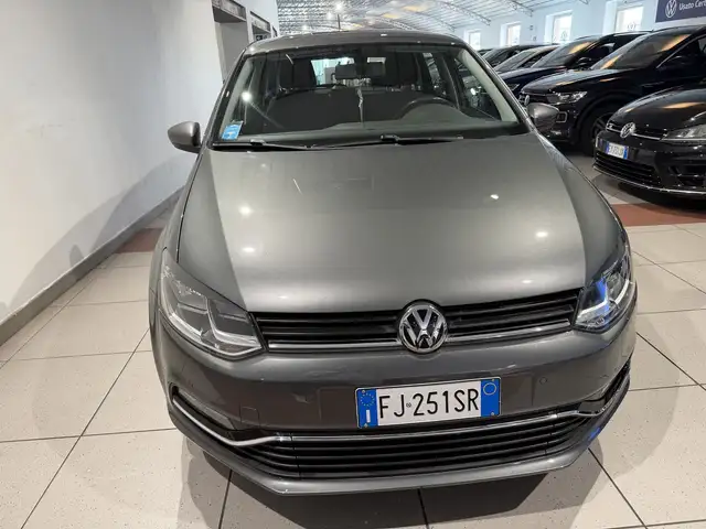 Volkswagen Polo view 7
