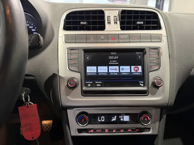 Volkswagen Polo view 13