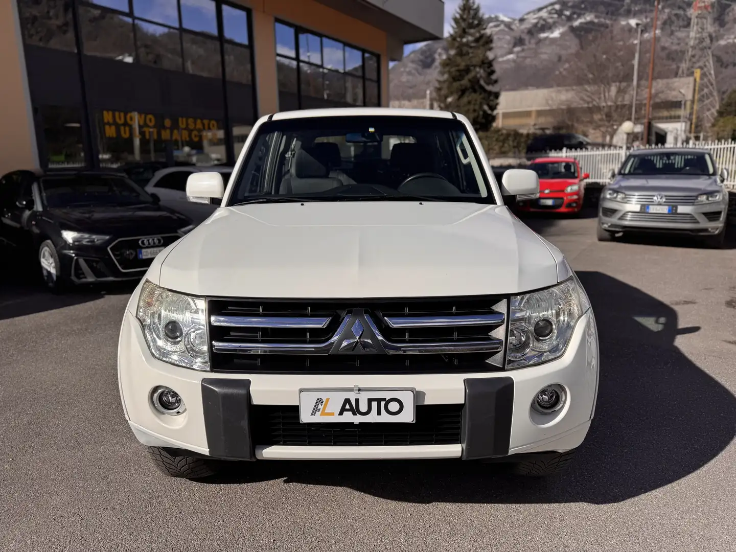 Mitsubishi Pajero Pajero IV 3.2 cr Intense 200cv 3p Blanco - 2