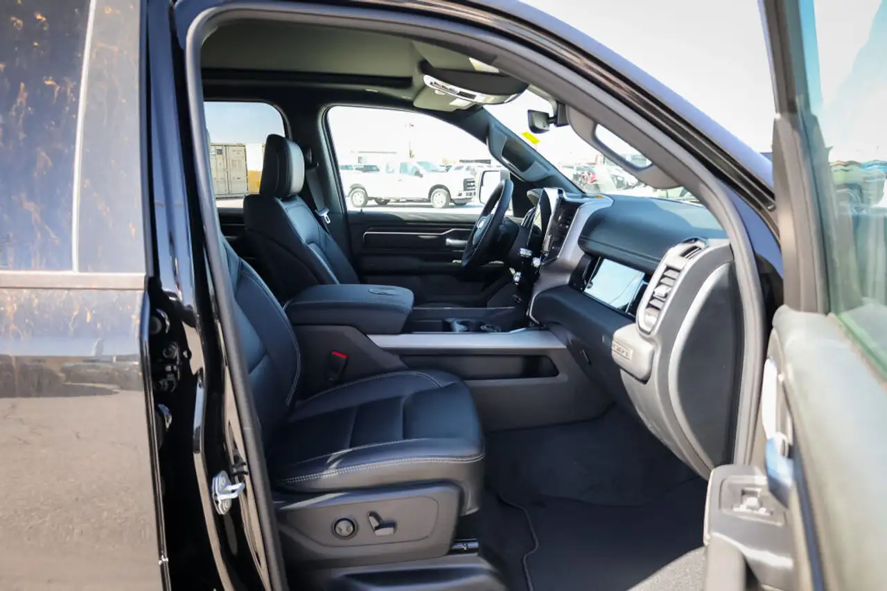 RAM 1500 photo RAM 1500