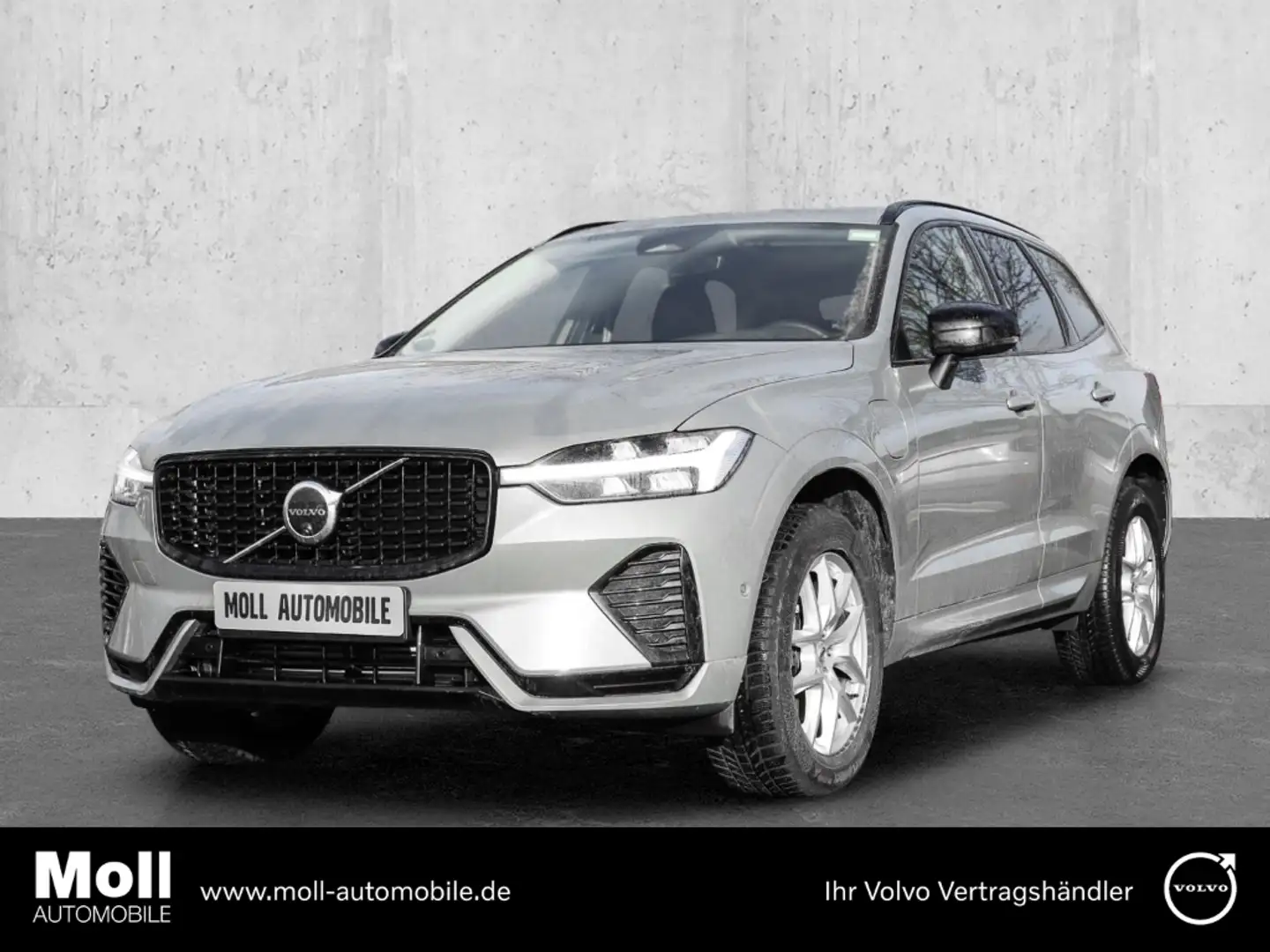 Volvo XC60 Plus Dark Recharge Plug-In Hybrid AWD T8 Twin Engi Grau - 1