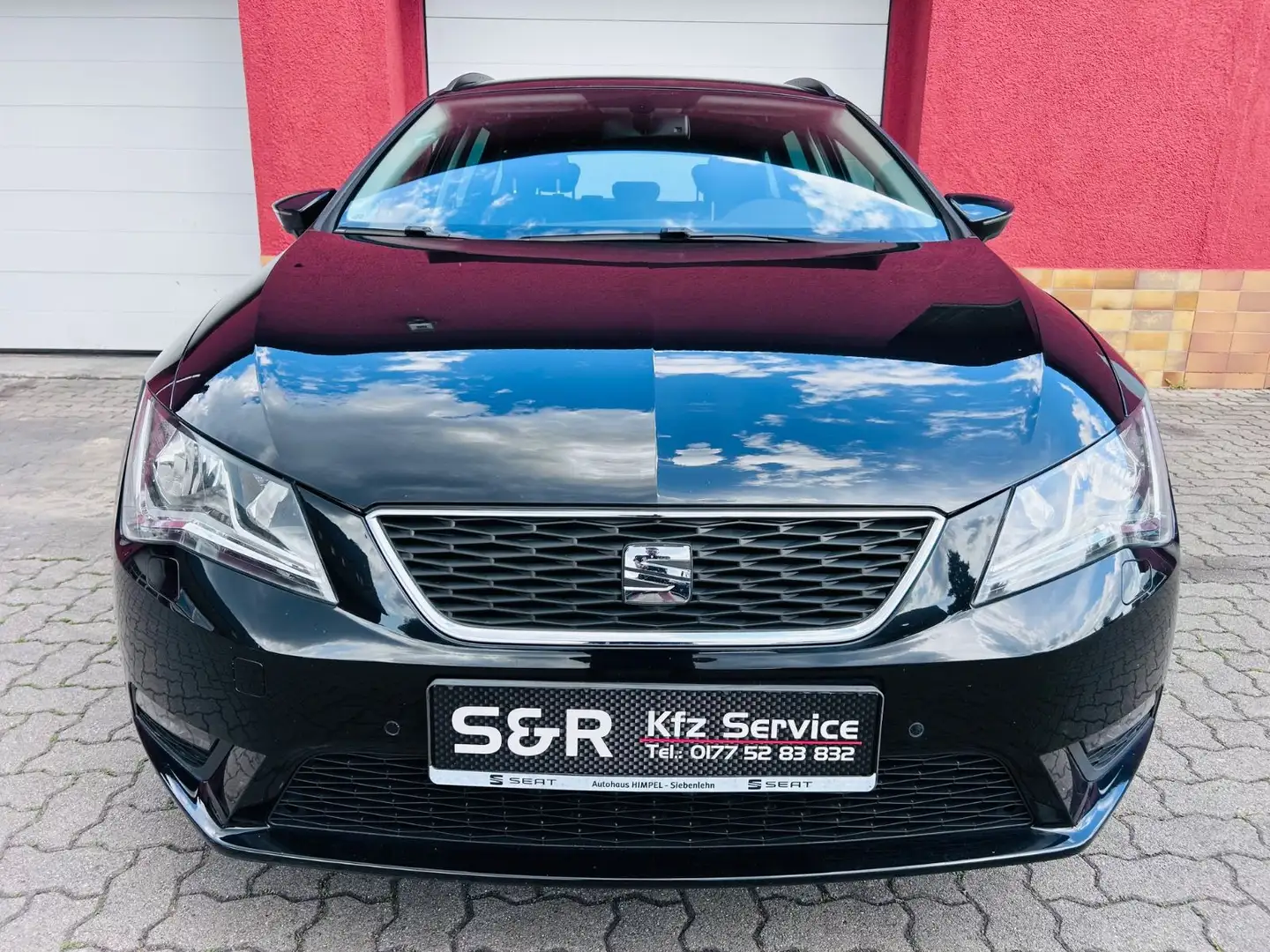 SEAT Leon ST Style Schwarz - 2