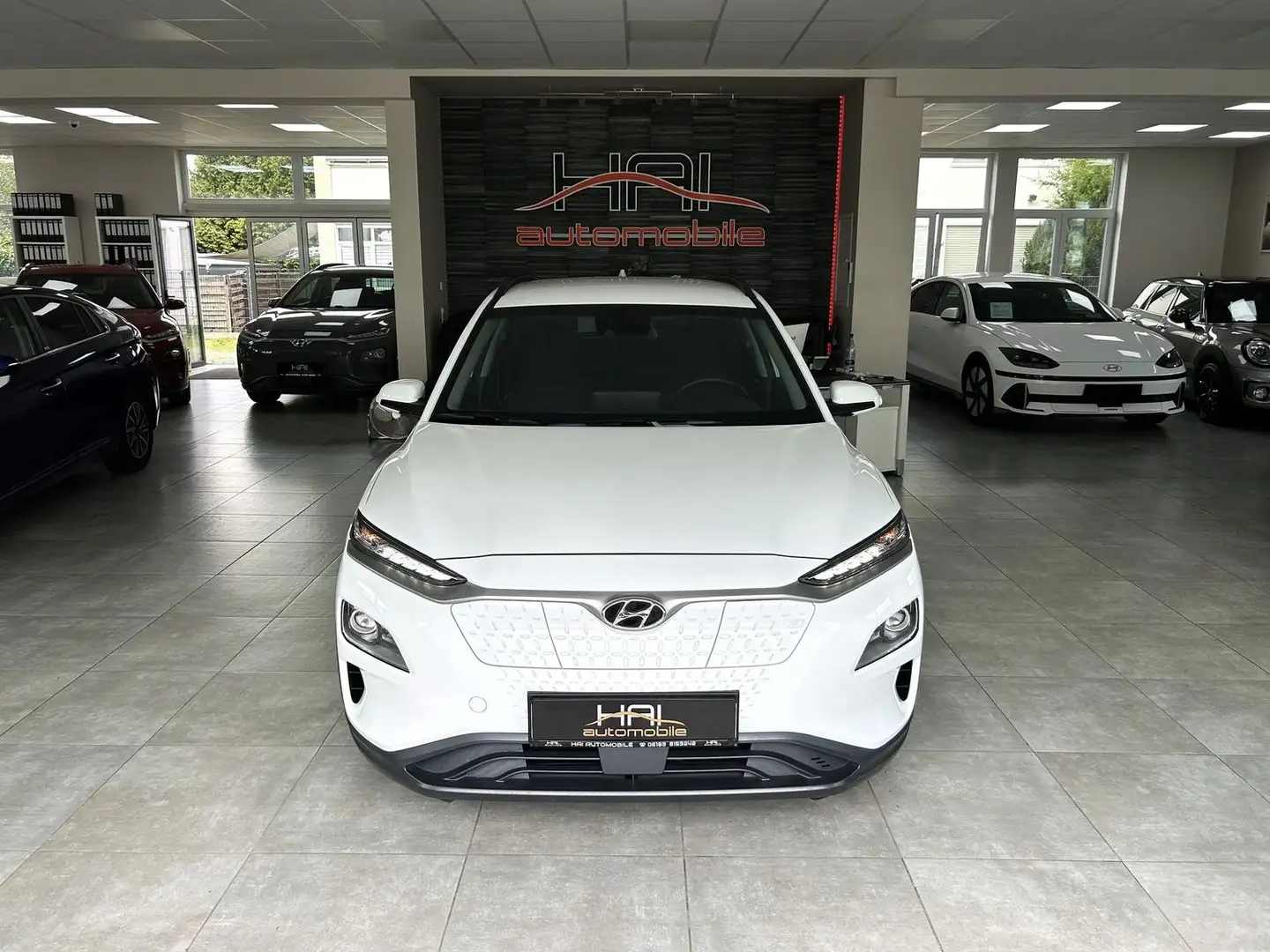 Hyundai KONA Style Elektro 2WD/Navi/Kamera/150 KW Blanco - 2