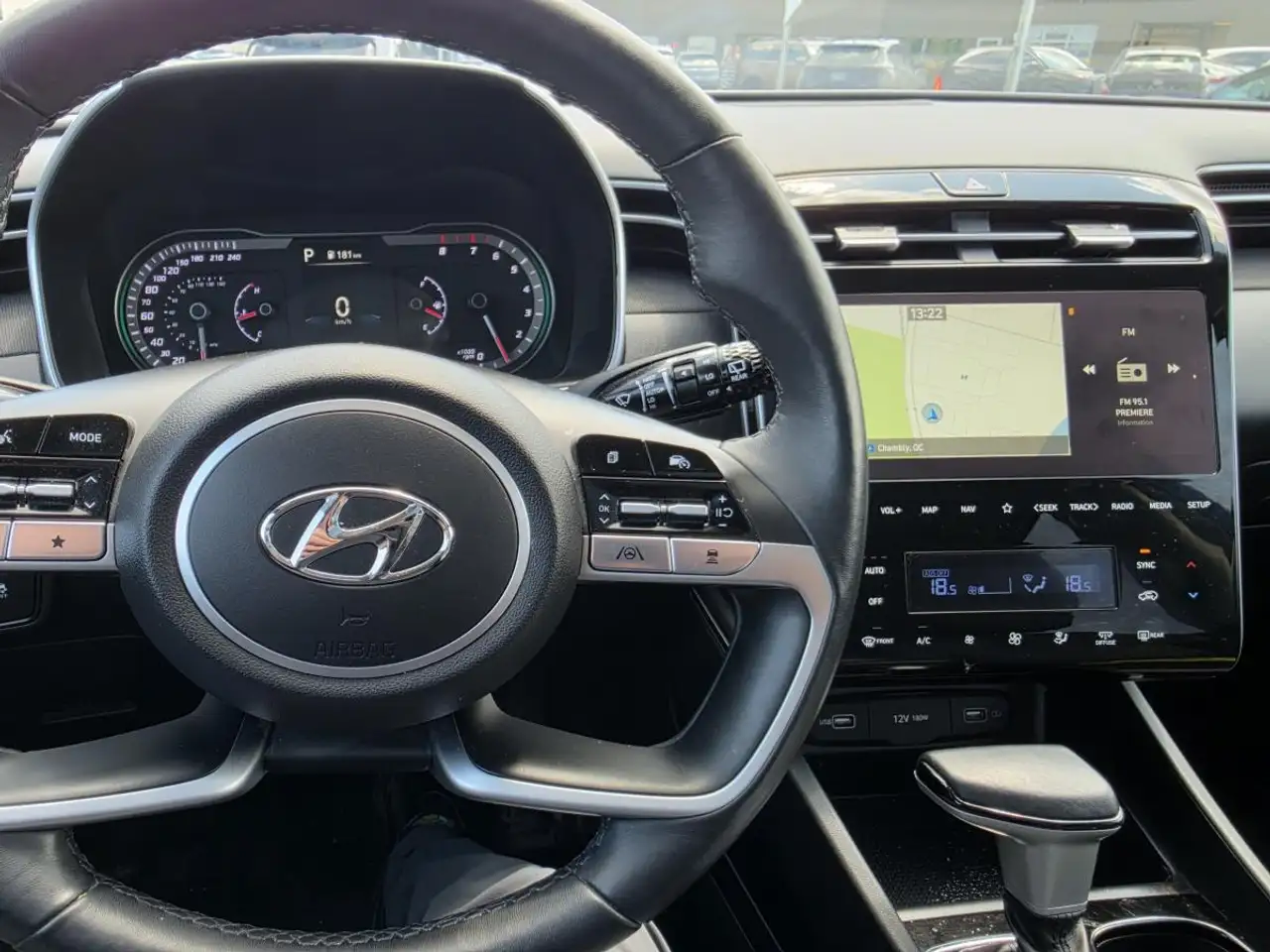 Hyundai TUCSON снимка Hyundai TUCSON