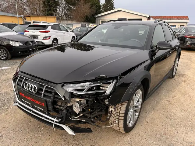 Audi A4 allroad 40 TDI Quattro 2.0 TDI Navi LED Kühler OK