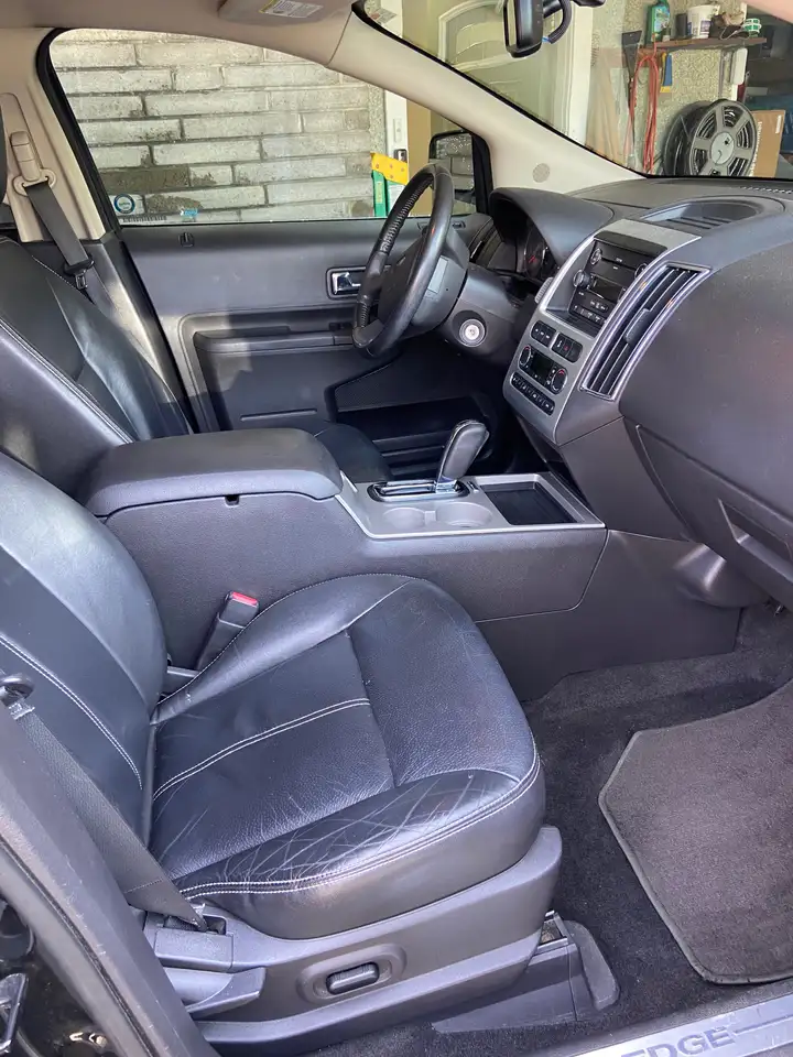 Ford Edge photo Ford Edge