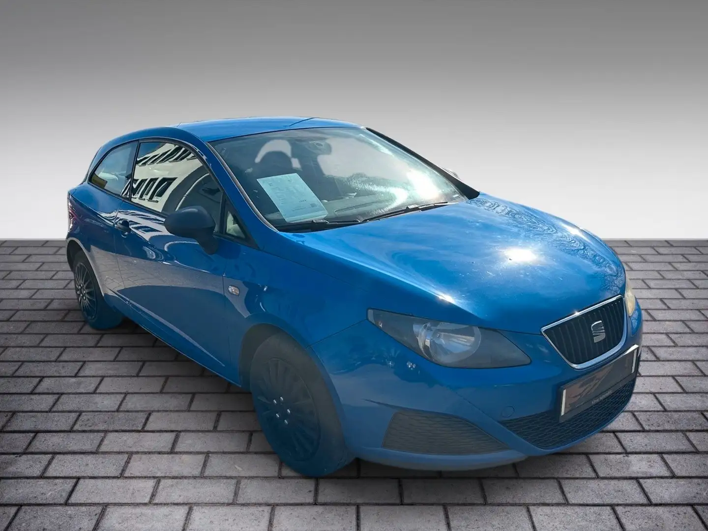 SEAT Ibiza SC Reference Blau - 2