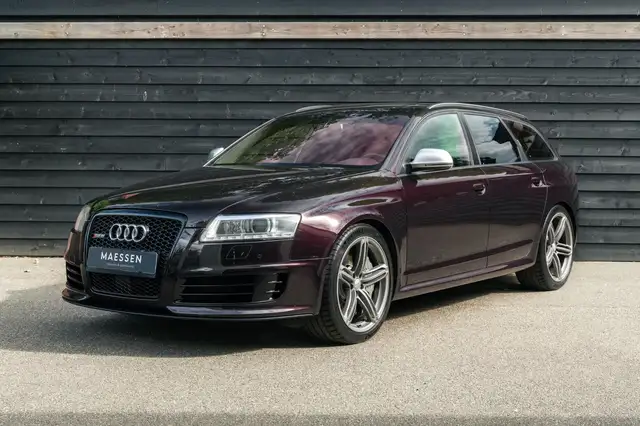 Audi RS6 Plus Avant 5.0 TFSI V10 Exclusive - Youngtimer - 1