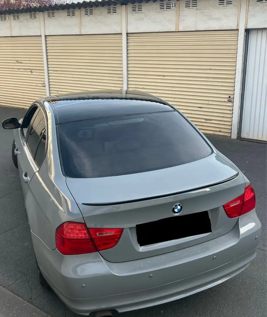 BMW 316 316d 115 ch Confort Gris - 2
