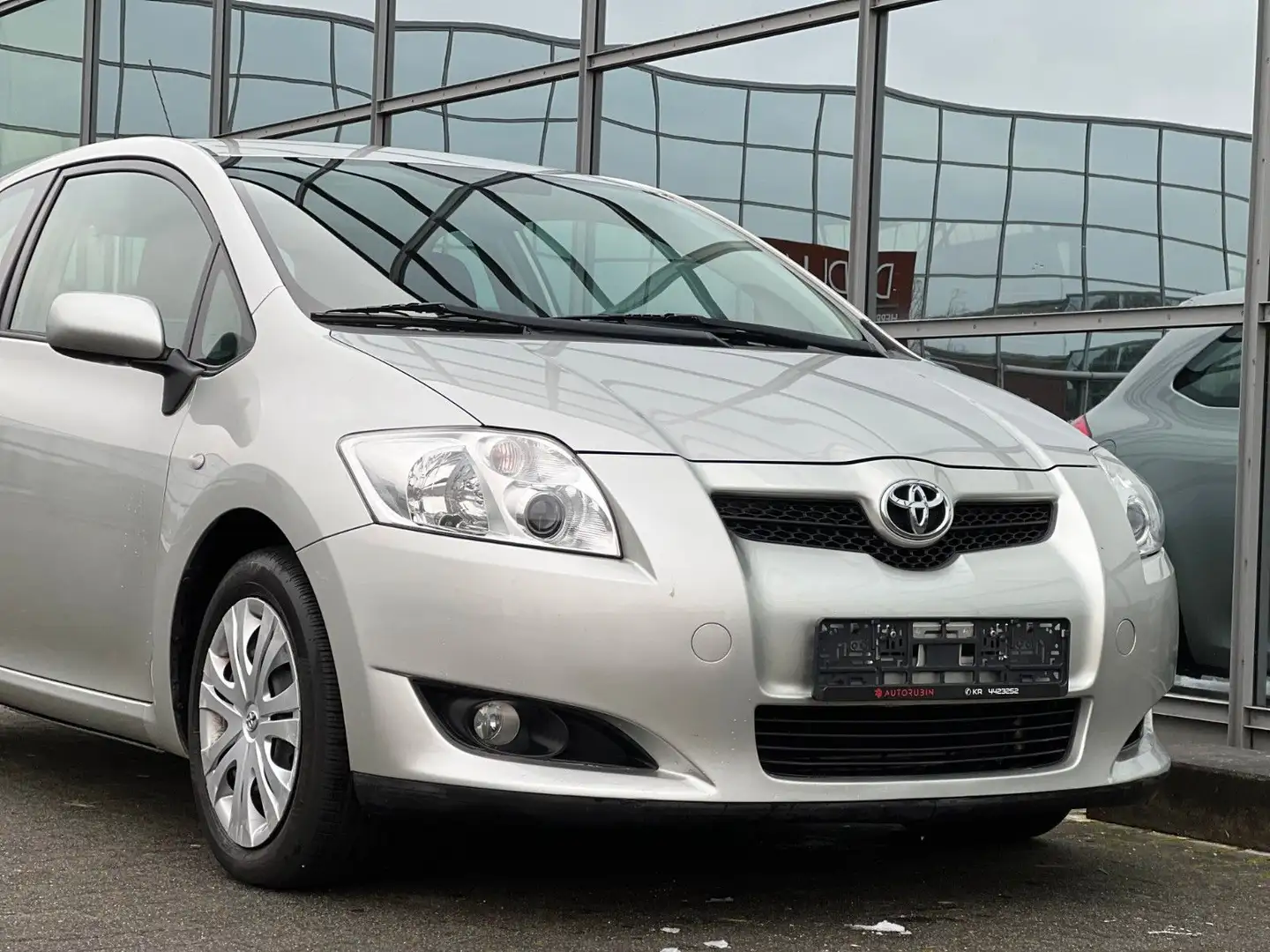 Toyota Auris Luna 1.6 Klima AUT Argent - 1