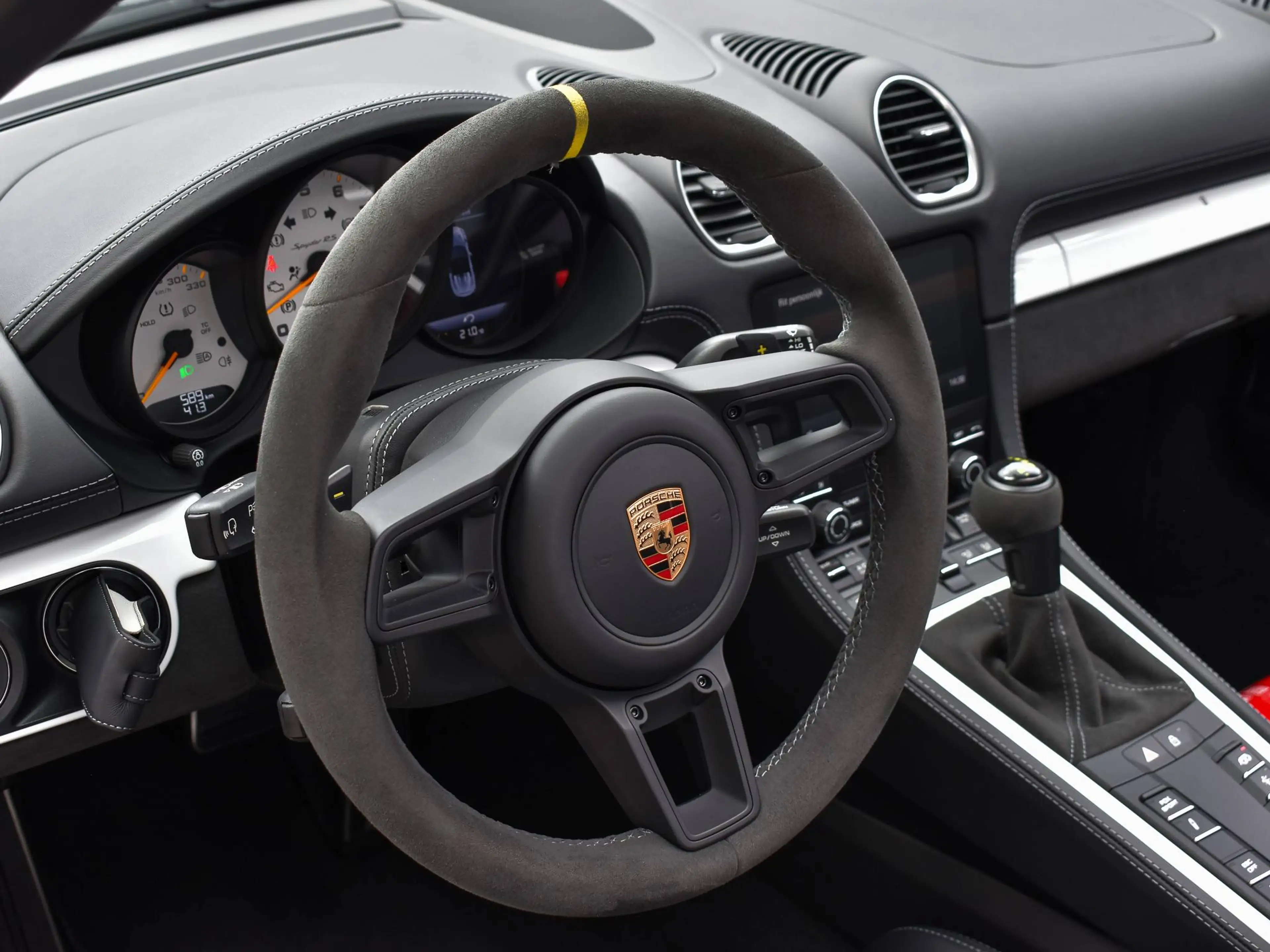 Porsche Boxster 718 Spyder RS / 4.0 PDK / Pure White / 1st Owner — photo 9