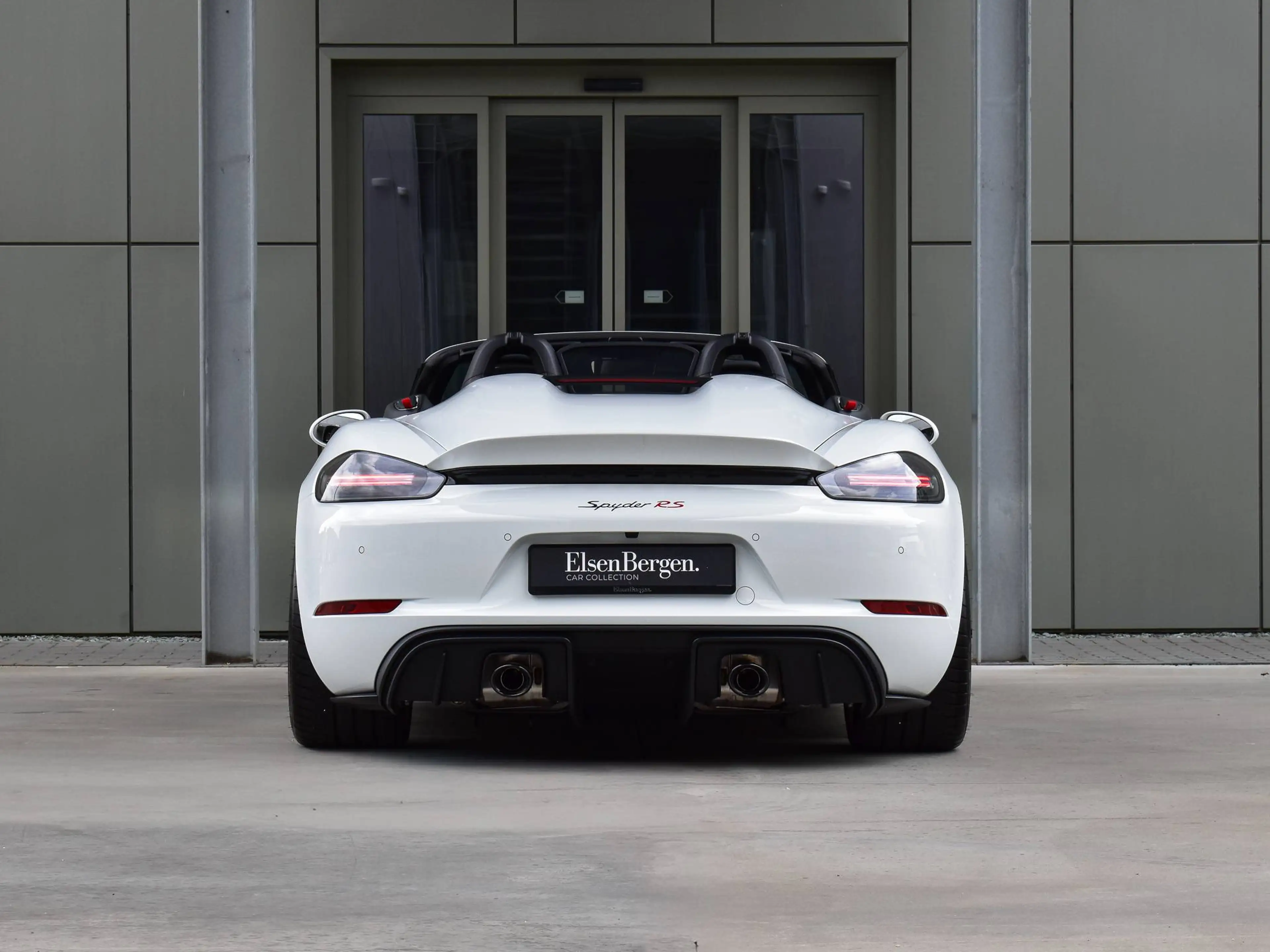 Porsche Boxster 718 Spyder RS / 4.0 PDK / Pure White / 1st Owner — photo 5