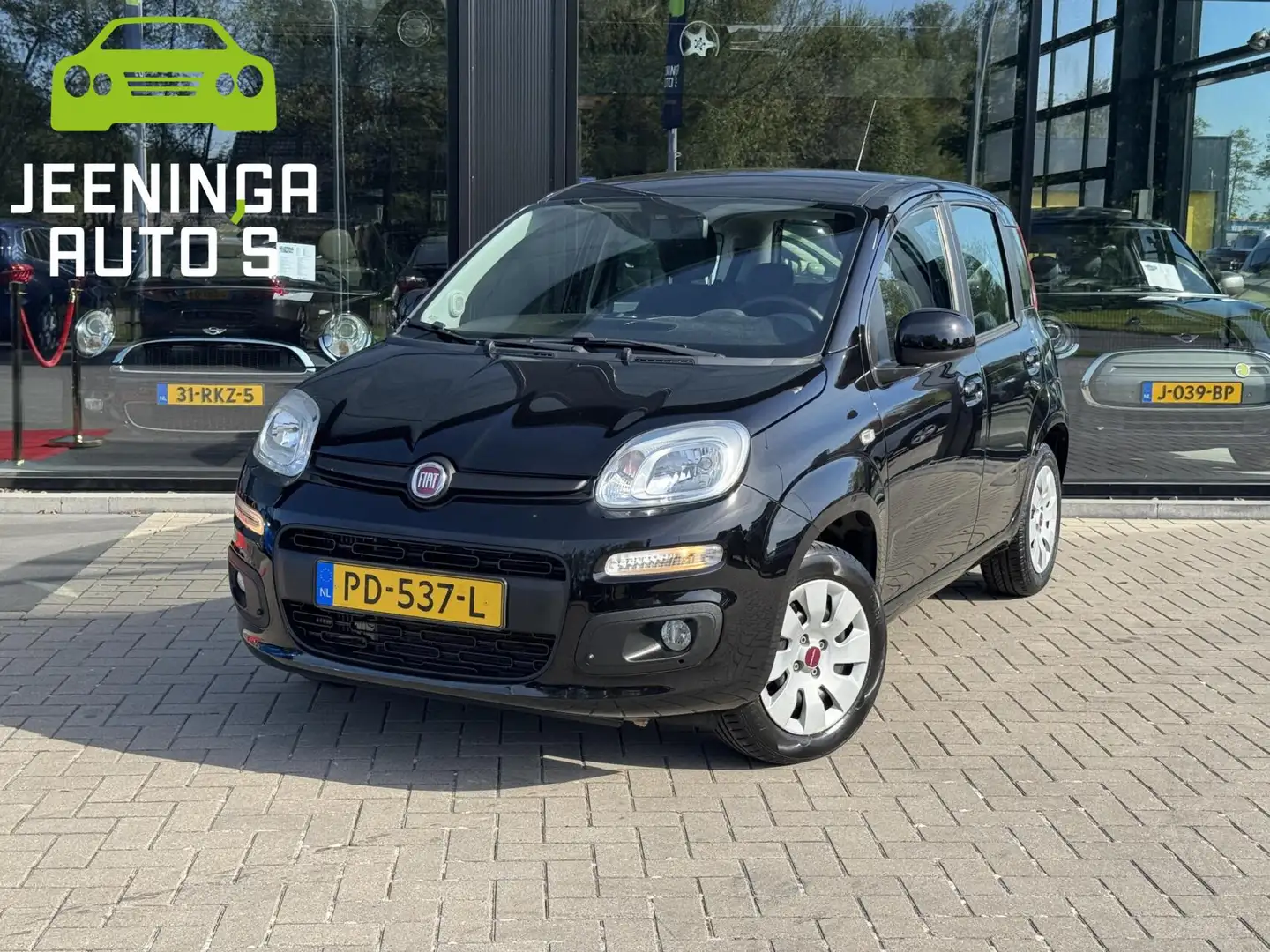Fiat Panda Automaat ! Lounge Zwart - 1