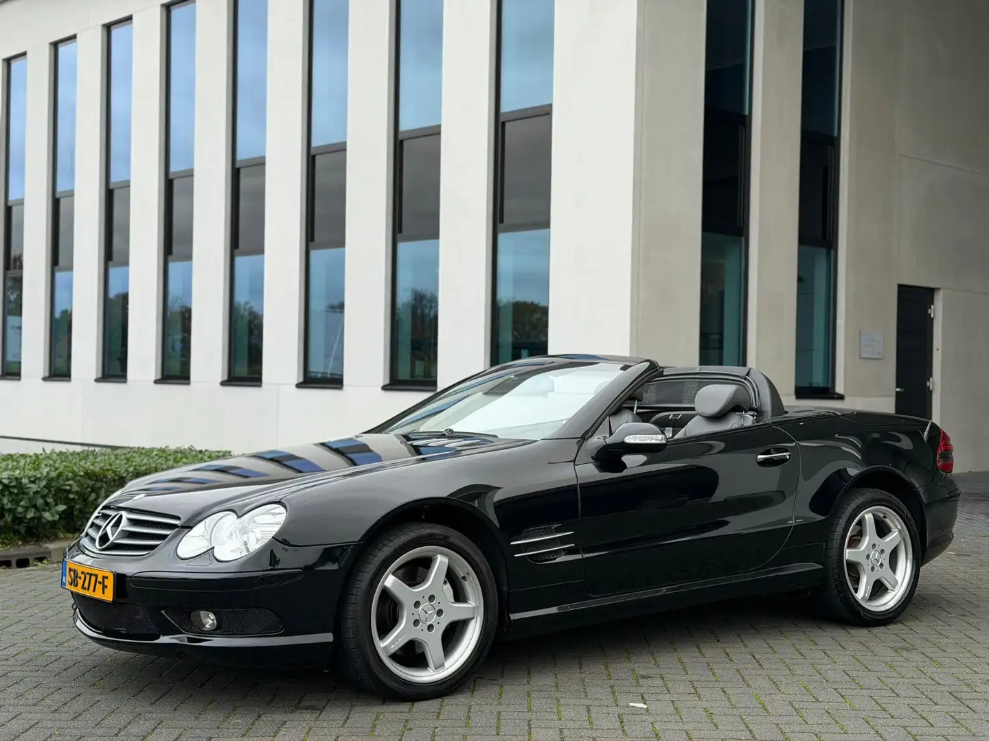 Mercedes-Benz SL 500 Schwarz - 1
