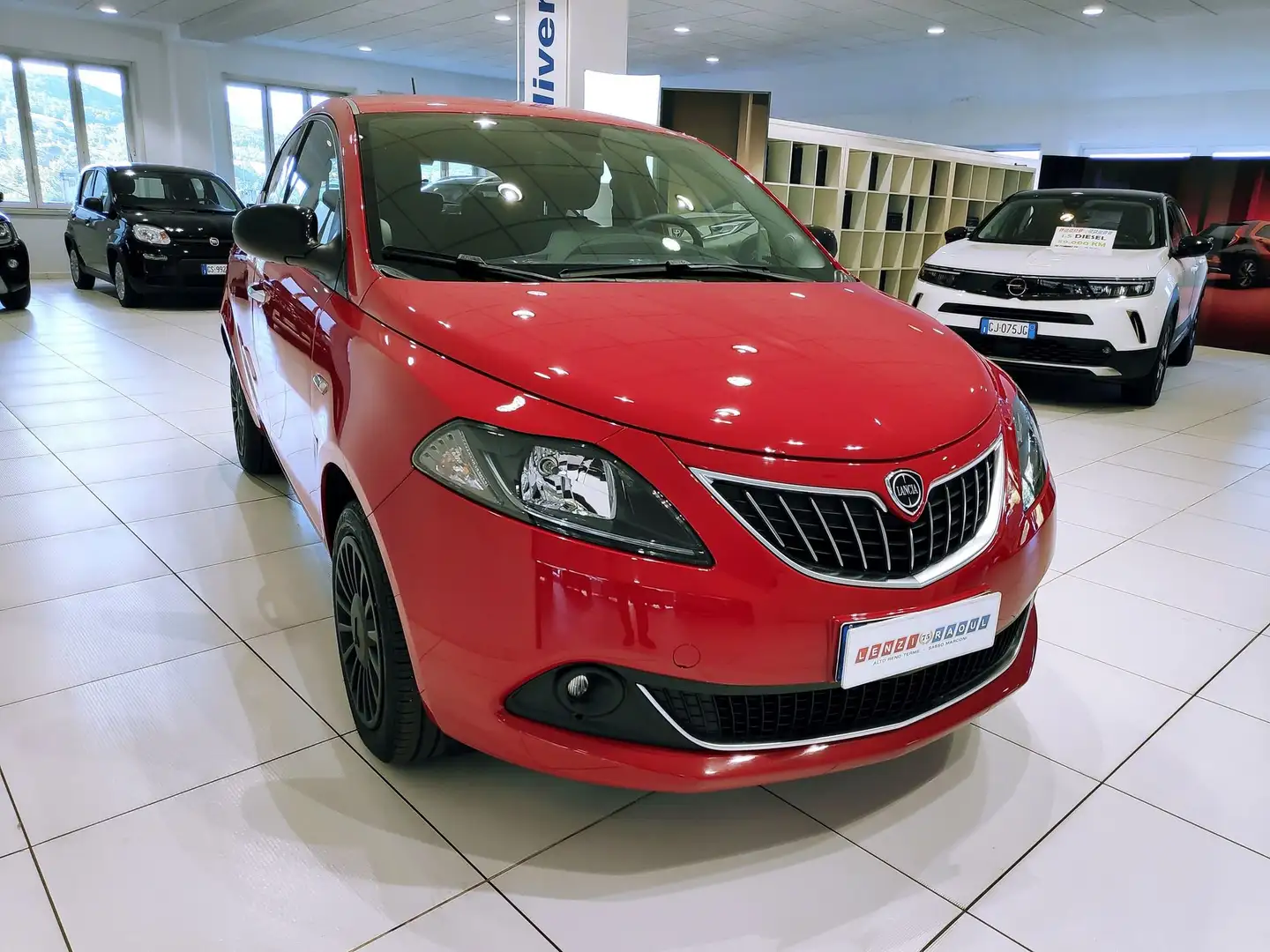 Lancia Ypsilon 1.2 69 CV 5 porte GPL Silver*GPL*5 POSTI*23.000 K Rosso - 1