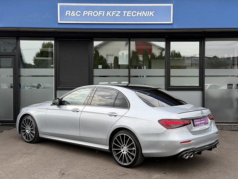 Mercedes-Benz E 200 d AMG Line/ACC/TWA/SHZ/E53 LOOK/RFK — photo 9