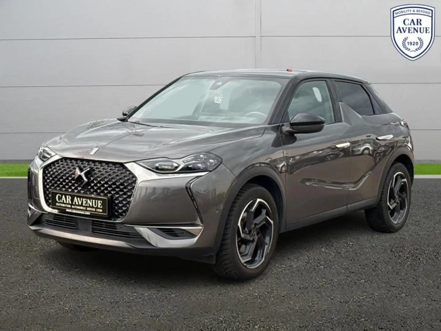 DS Automobiles DS 3 Crossback PureTech 130ch So Chic Automatique 7cv Gris - 1
