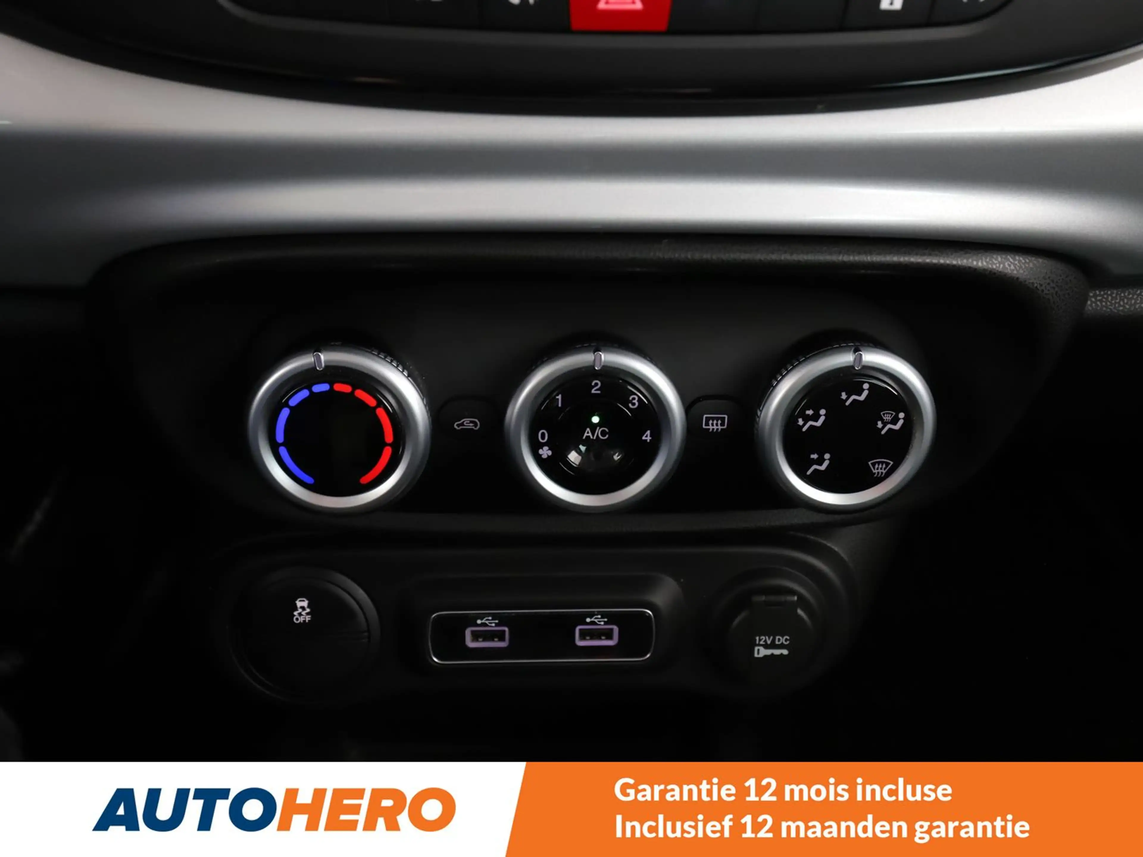 Fiat 500L 1.4 Mirror — photo 12