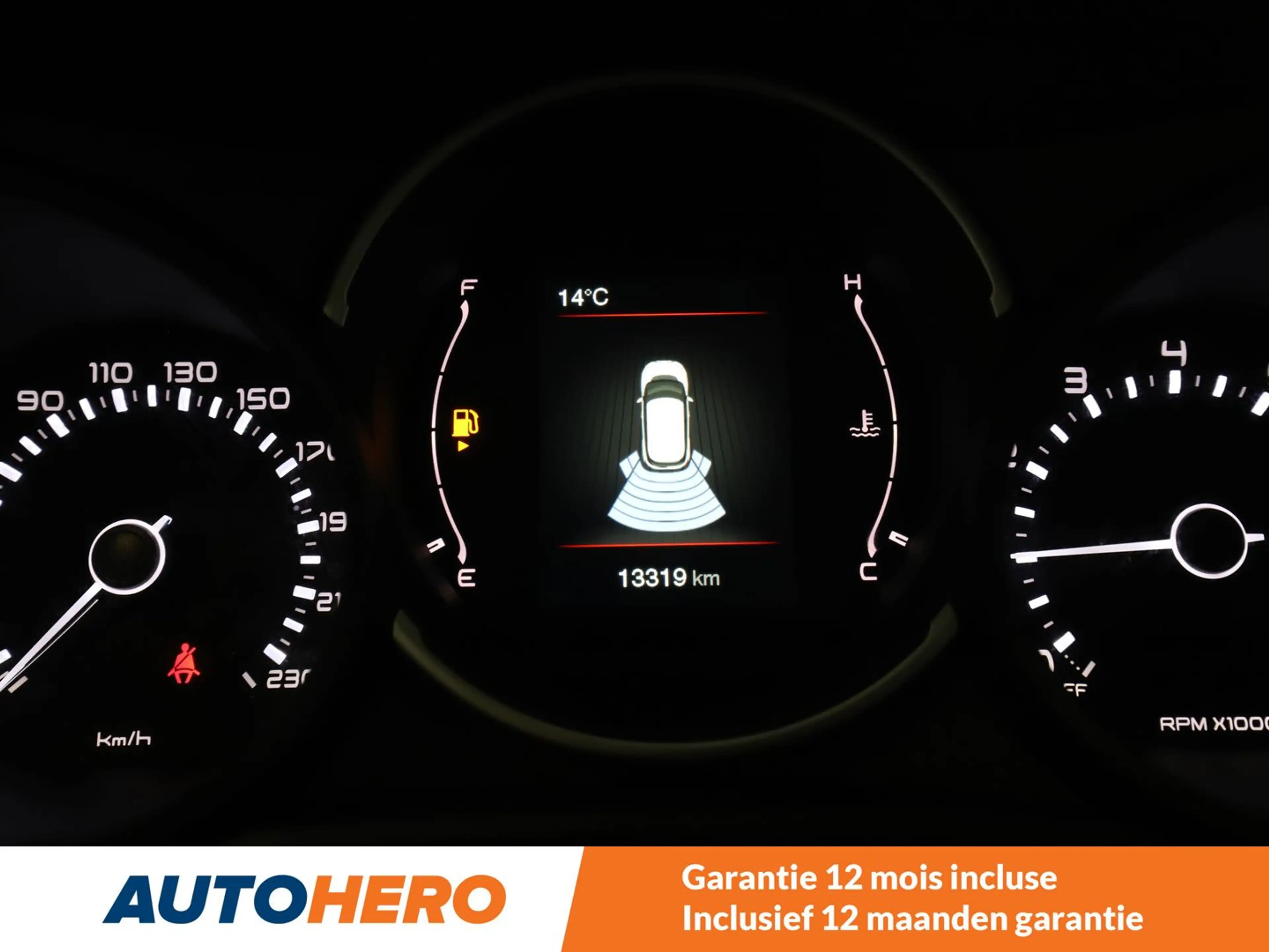 Fiat 500L 1.4 Mirror — photo 11