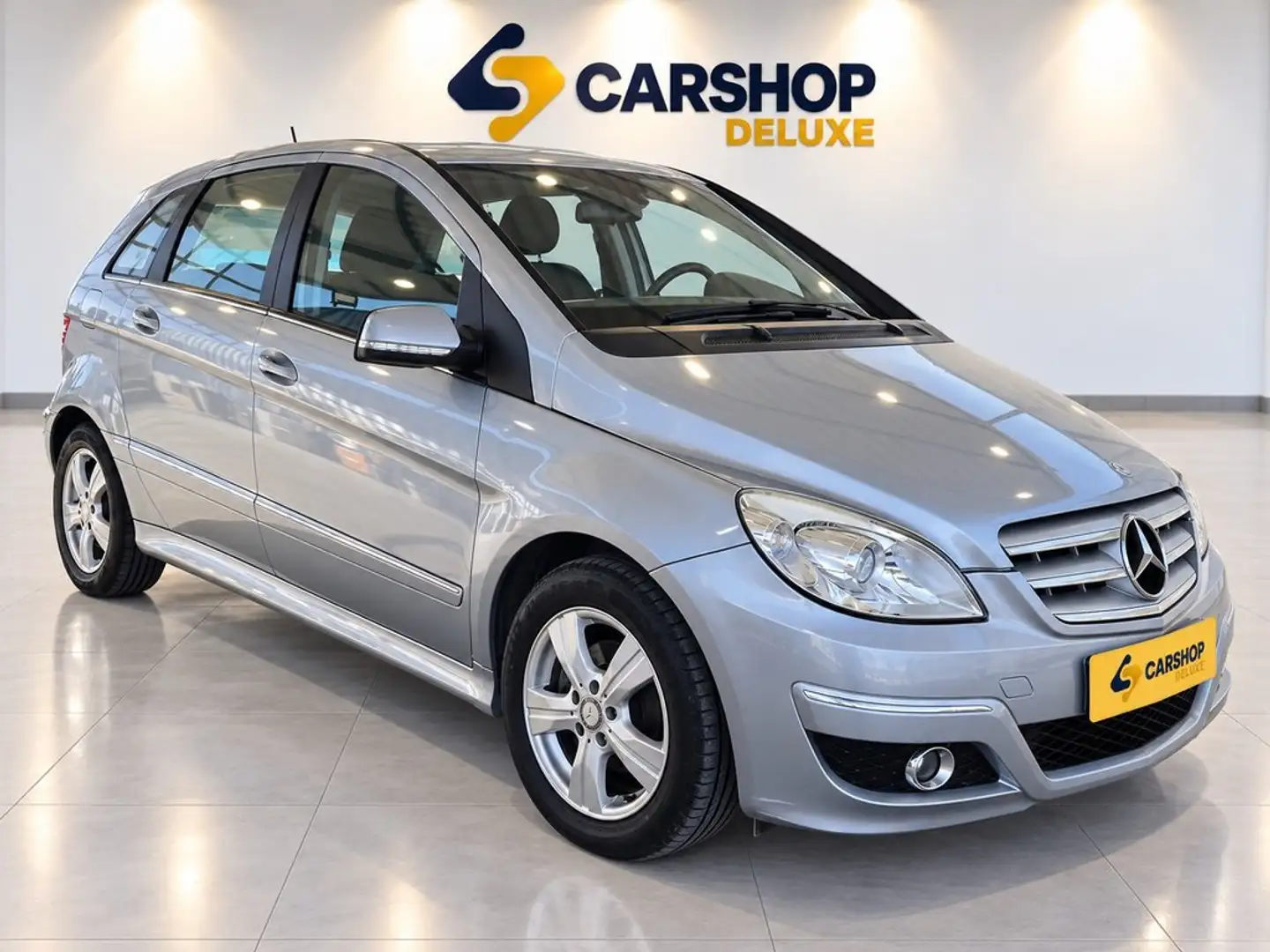 Mercedes-Benz B 180 Autotronic Gris - 2