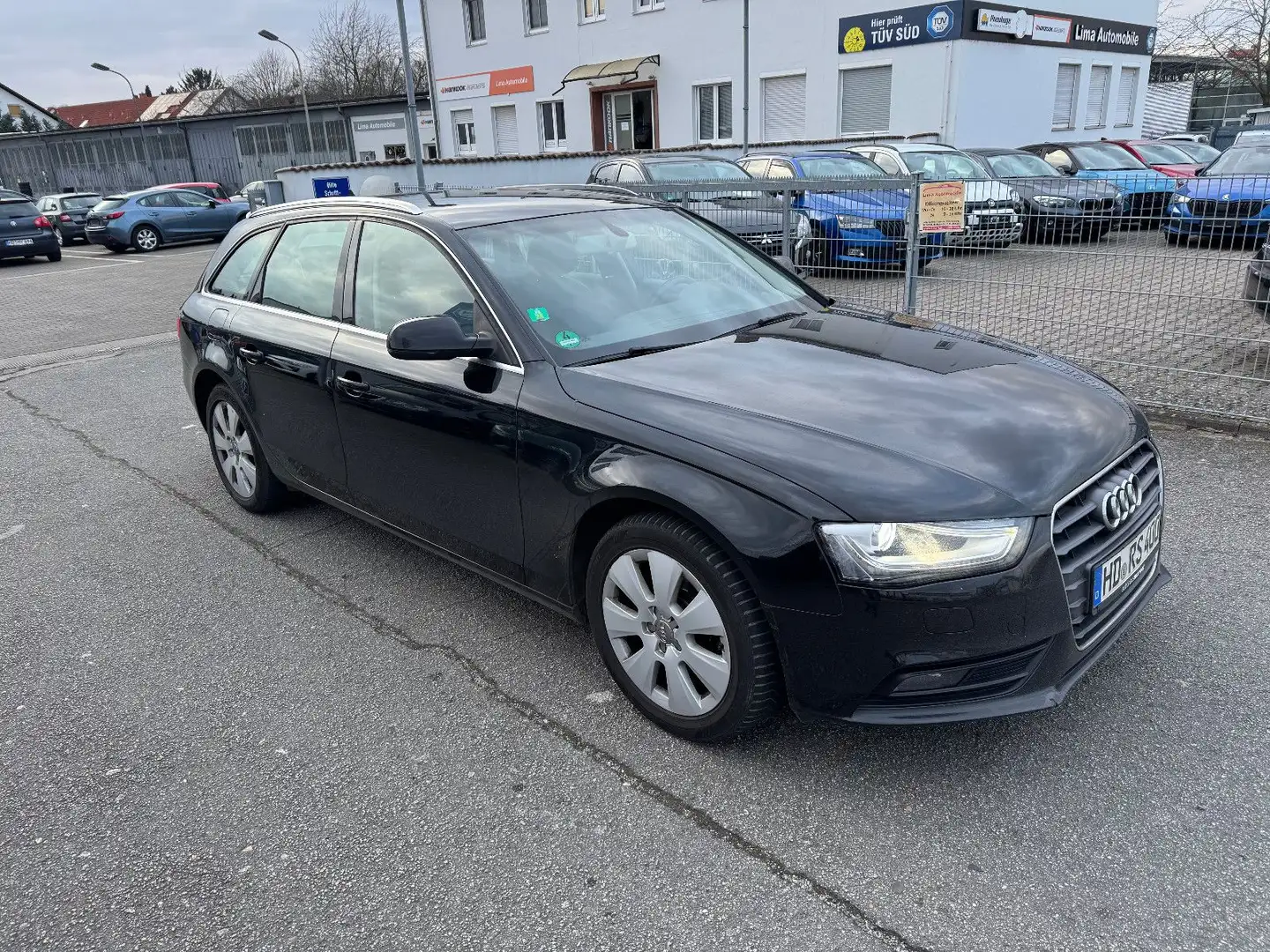 Audi A4 Avant Attraction/Euro6 Schwarz - 2