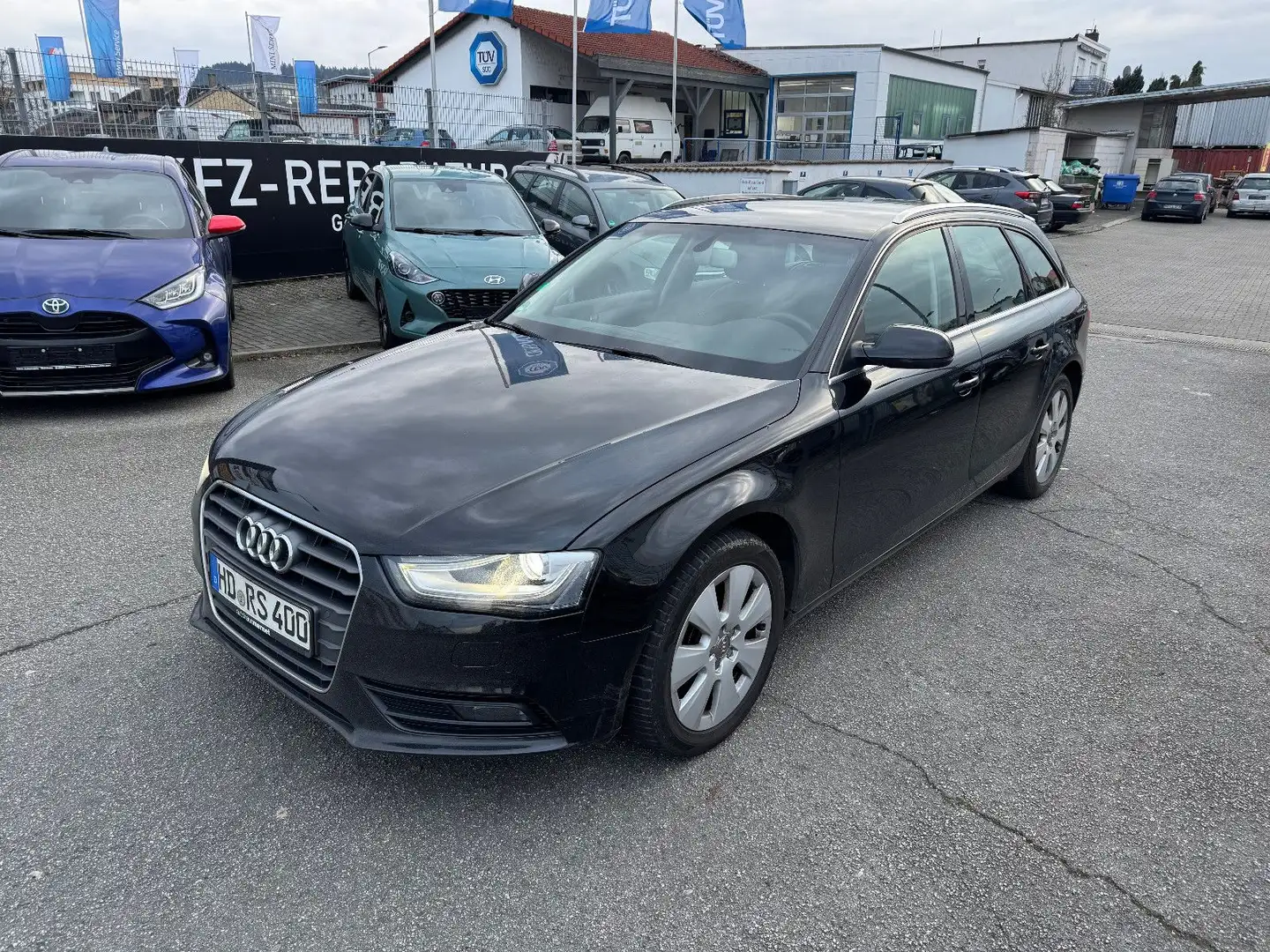 Audi A4 Avant Attraction/Euro6 Schwarz - 1