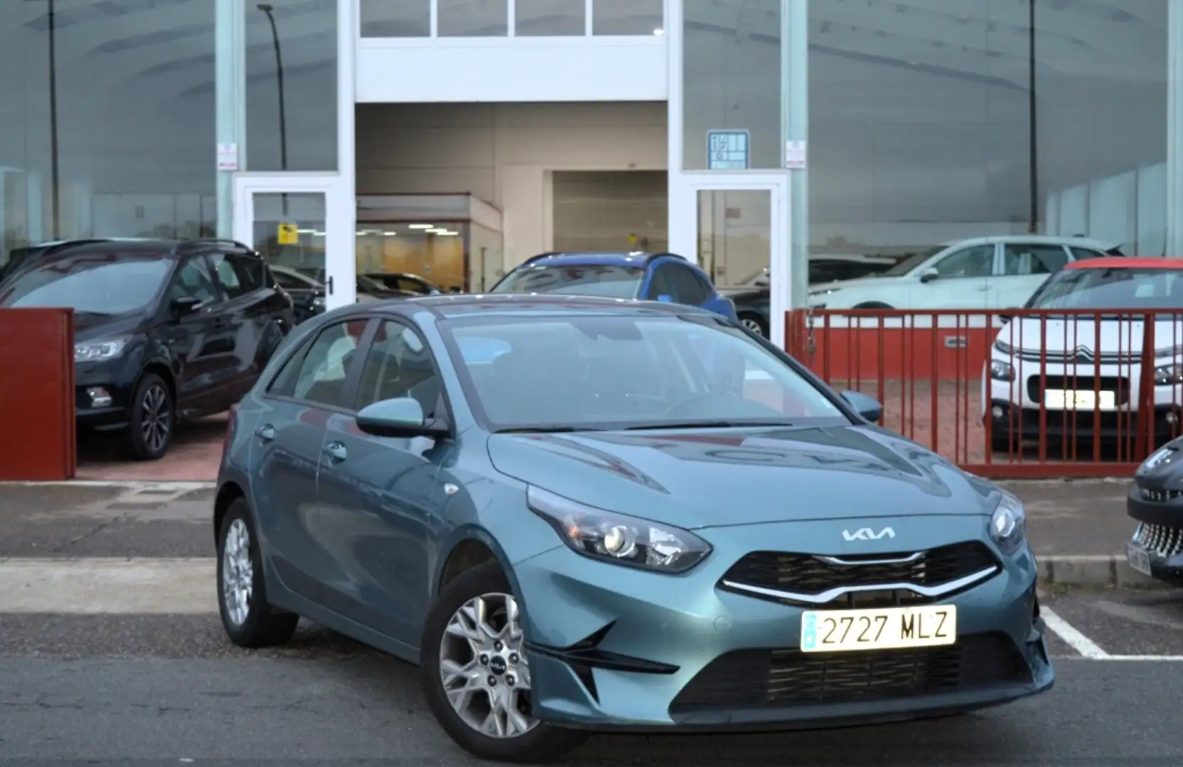 Kia Ceed / cee'd 1.0 T-GDI Eco-Dynamics Concept 120 Gris - 2