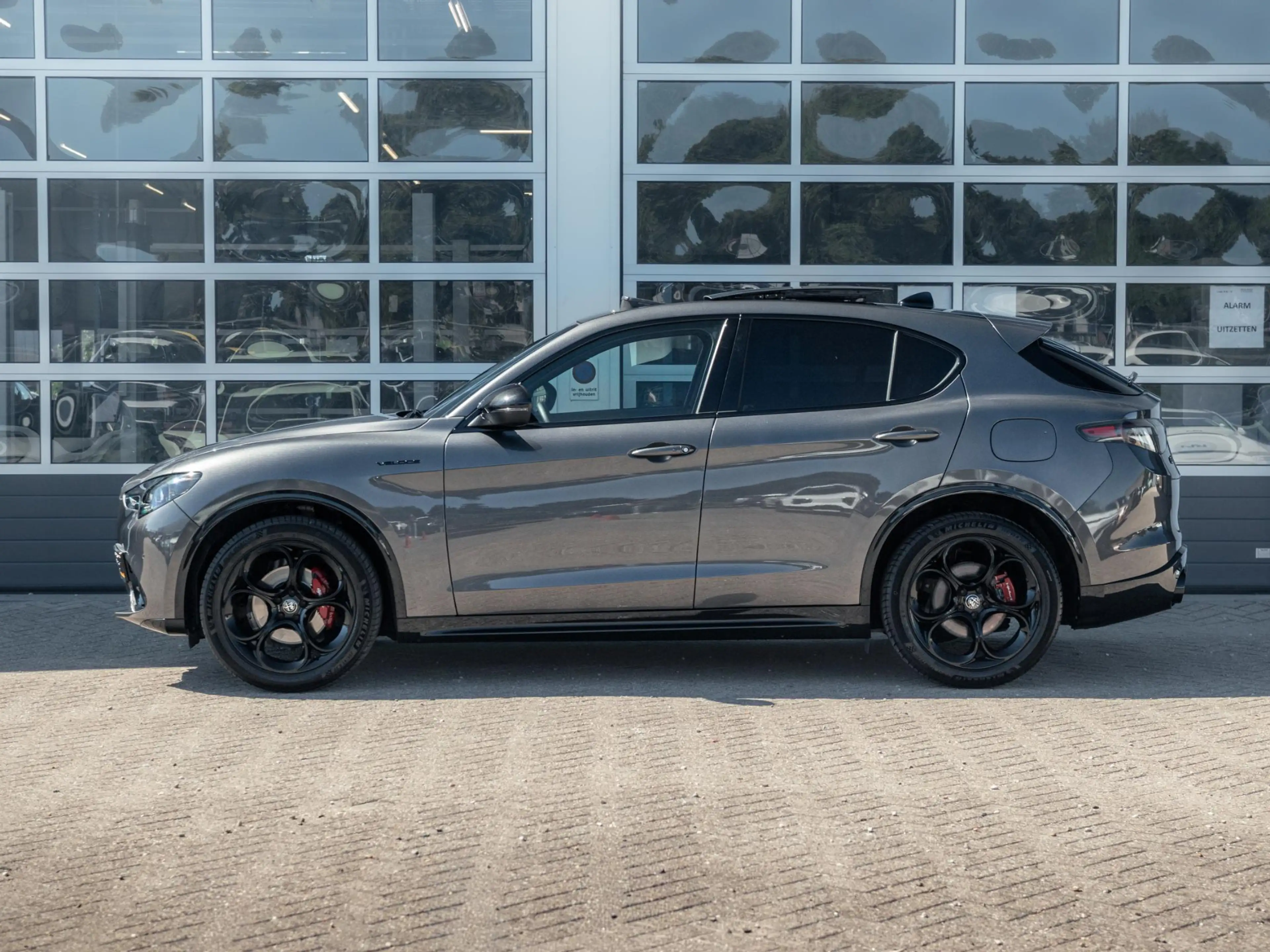 Alfa Romeo Stelvio 2.0 Turbo 280pk AWD Veloce — photo 13