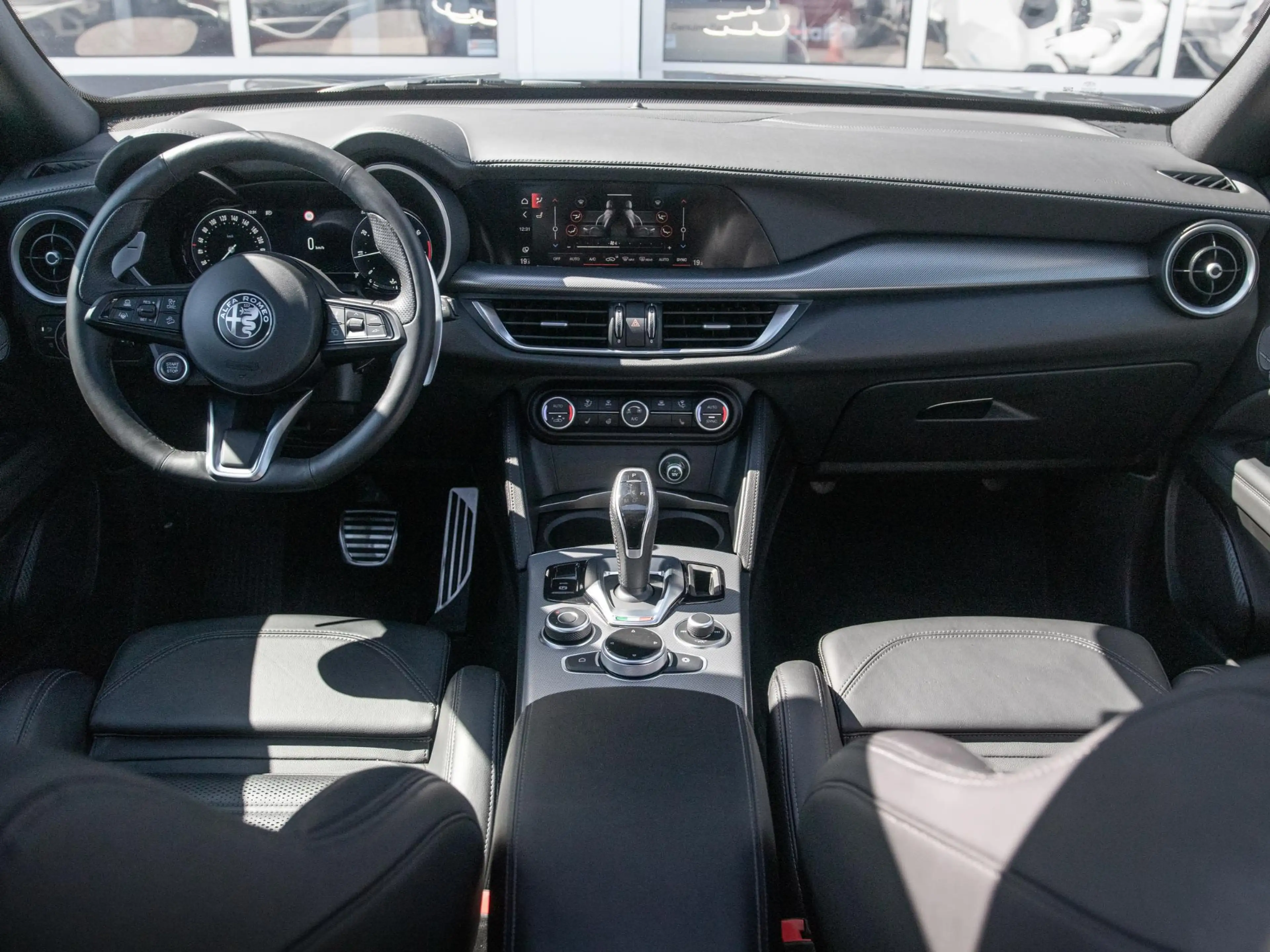 Alfa Romeo Stelvio 2.0 Turbo 280pk AWD Veloce — photo 14