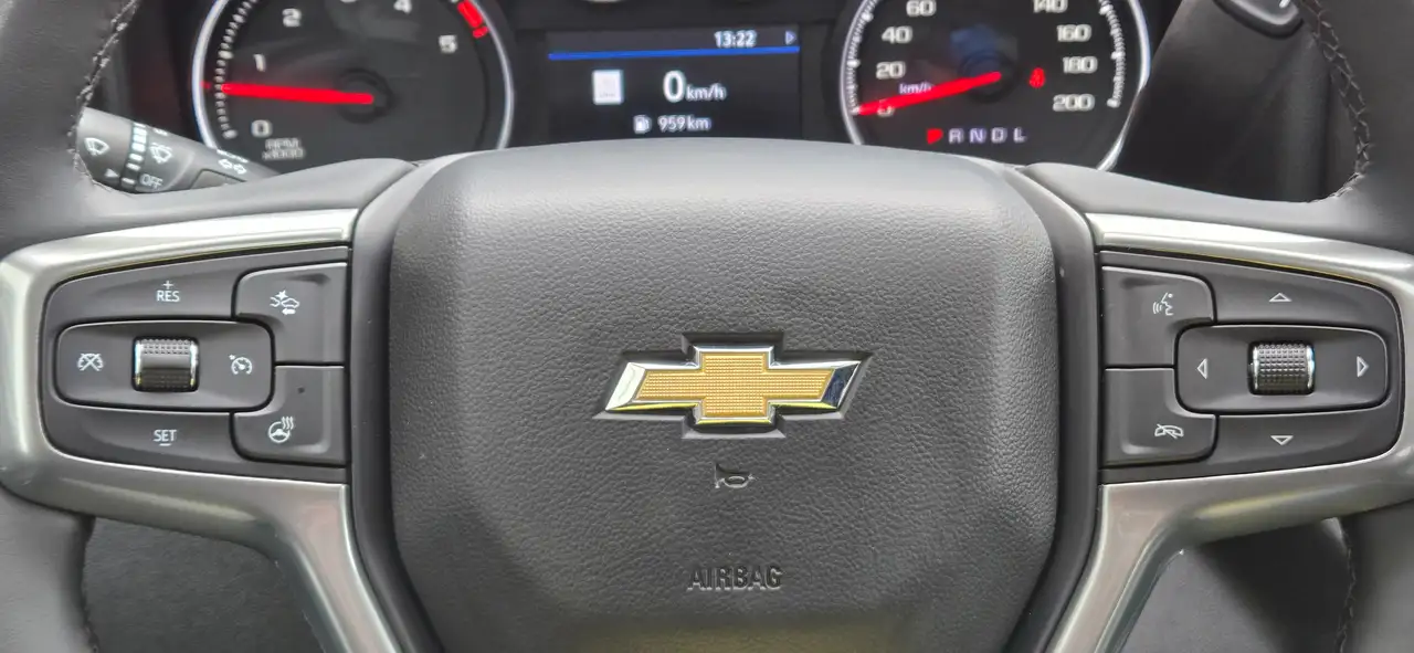 Chevrolet Silverado 3500 снимка Chevrolet Silverado 3500