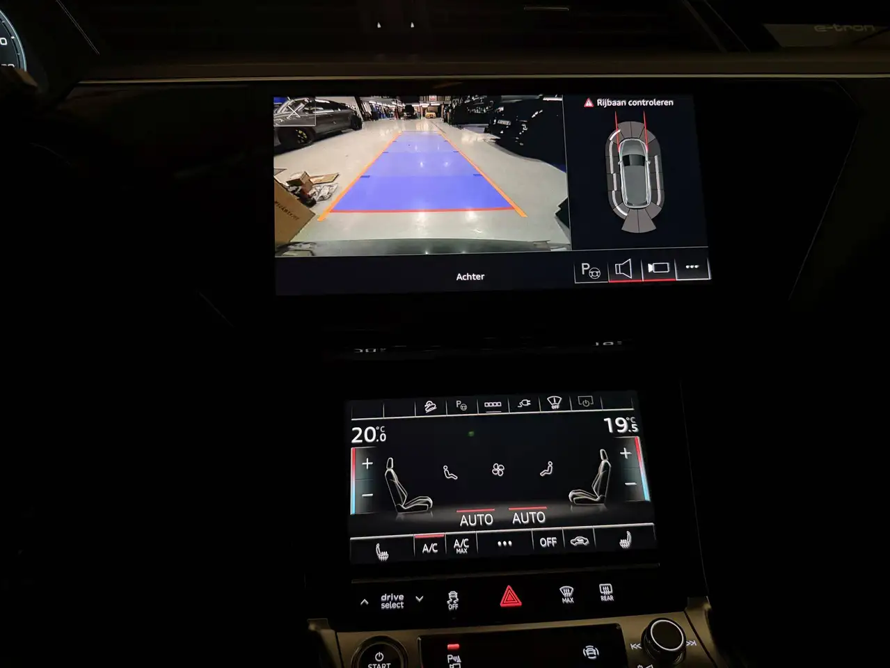 Audi Q8 QUATTRO 313PK * LEDER * FULL LED * CAMERA * LUCHTVERING * 22" *, миниатюра 6
