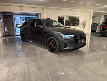 QUATTRO 313PK * LEDER * FULL LED * CAMERA * LUCHTVERING * 22" * FULL COLOR PACK * FULL BLACK PACK *  23709KM !!!!!!