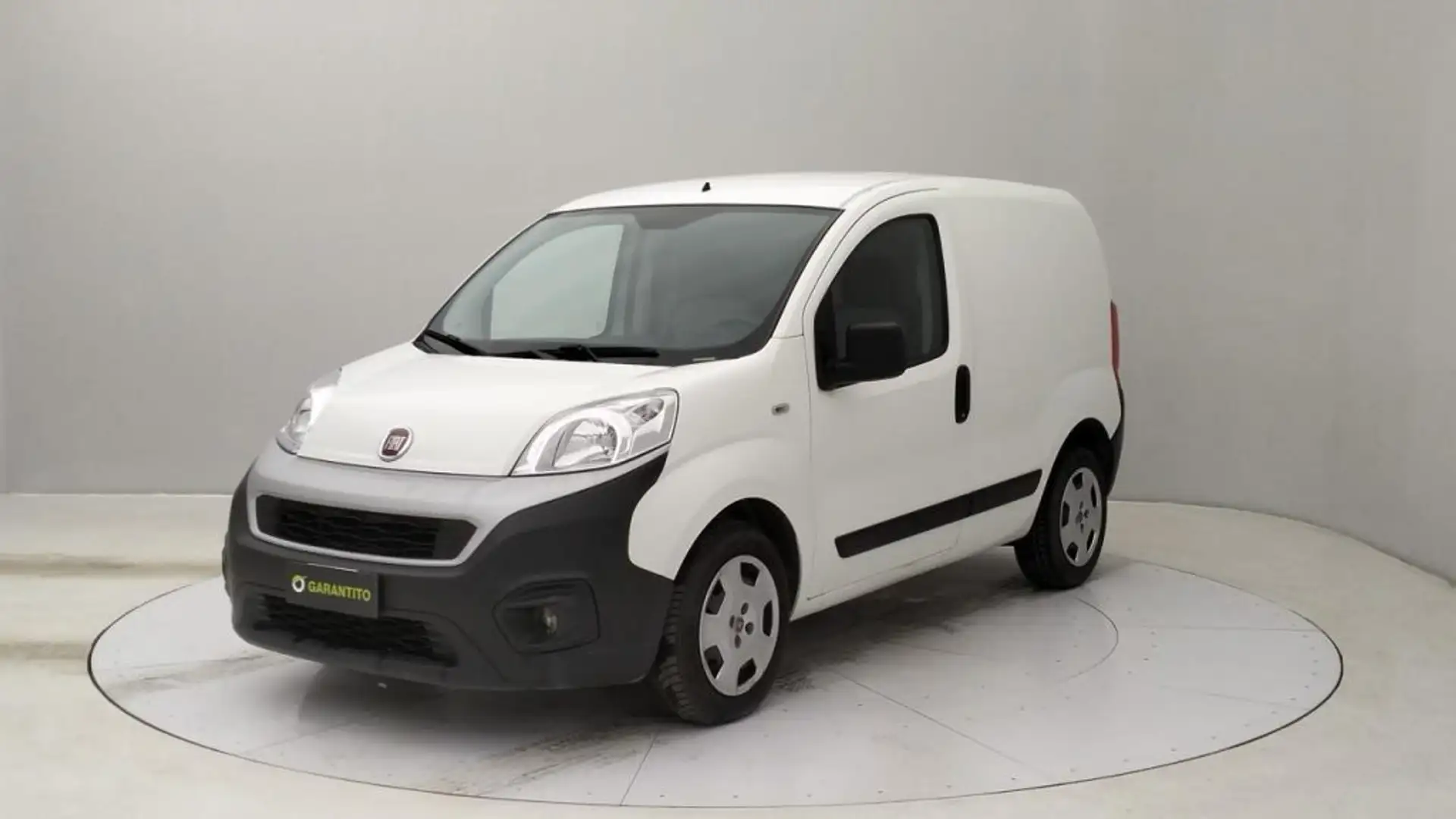 Fiat Fiorino cargo 1.3 mjt 95cv SX E6d-temp Blanc - 1