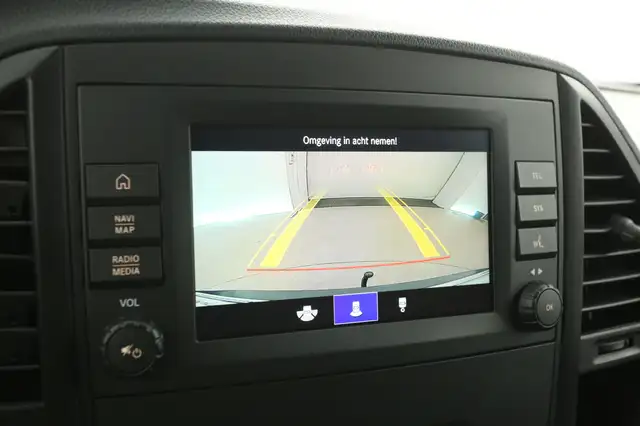 Mercedes-Benz Vito view 13