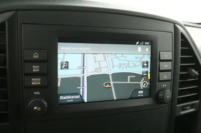 Mercedes-Benz Vito view 14