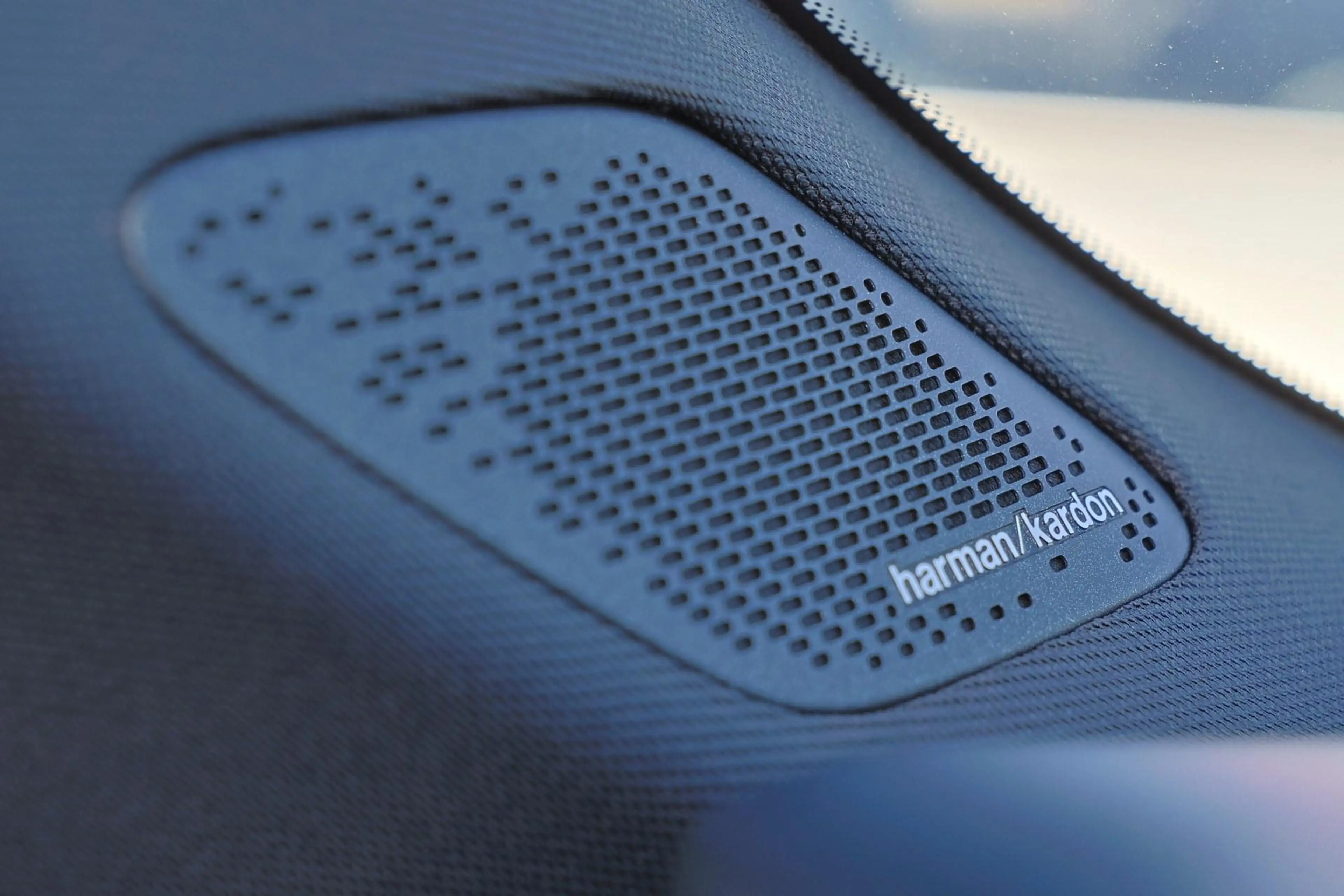 Lynk & Co 08 More - Panorama/schuifdak - Cruise Control Adaptie — photo 13