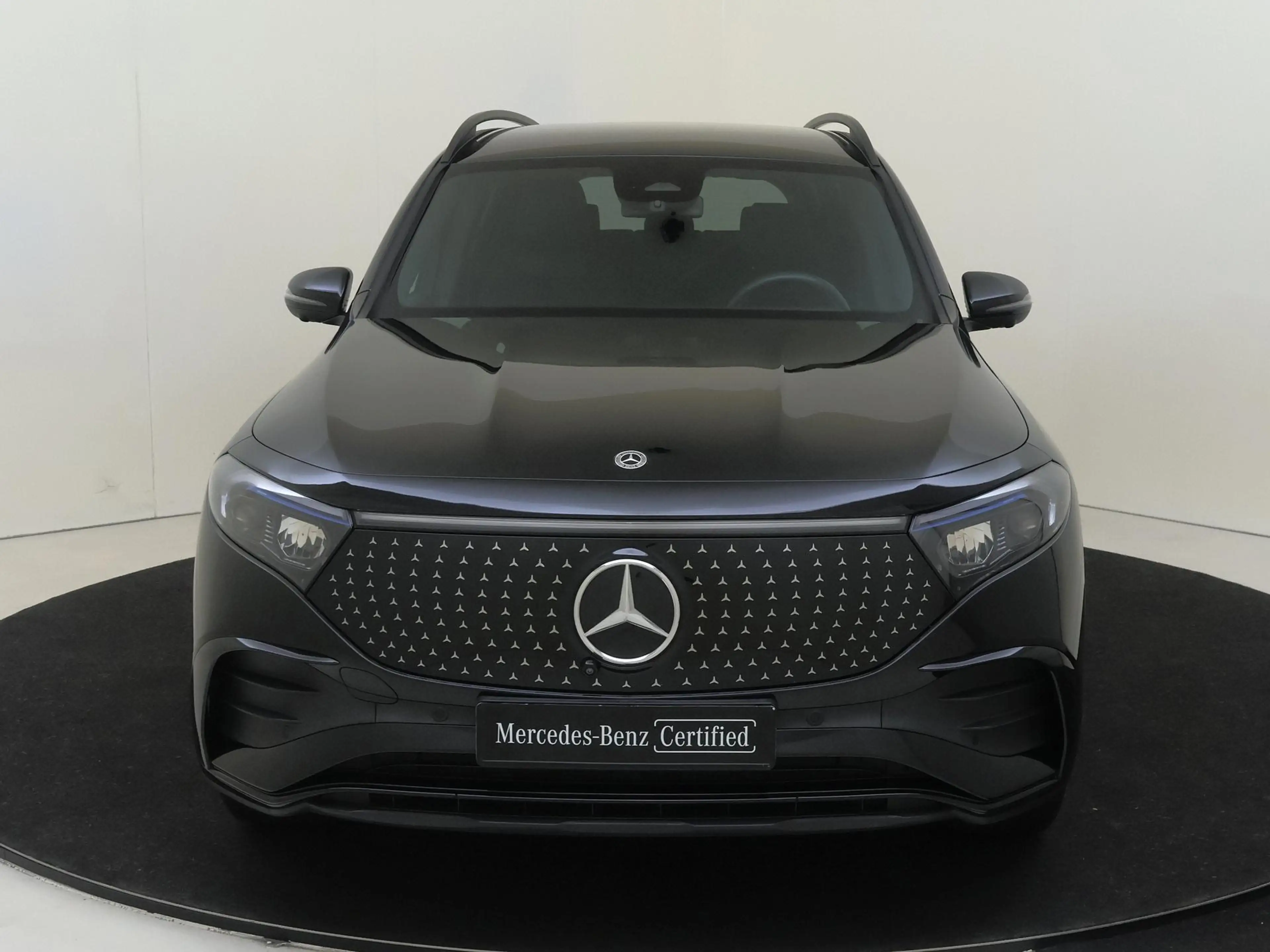 Mercedes-Benz EQB 250 250+ AMG Line 71 kWh Stoelverwarming / Nightpakket — photo 6