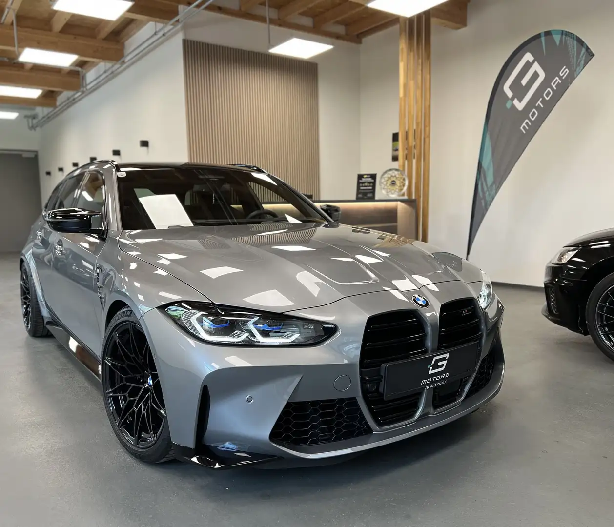 BMW M3 3er-Reihe TOURING COMPETITION X-DRIVE CARBON SKYS Grau - 1