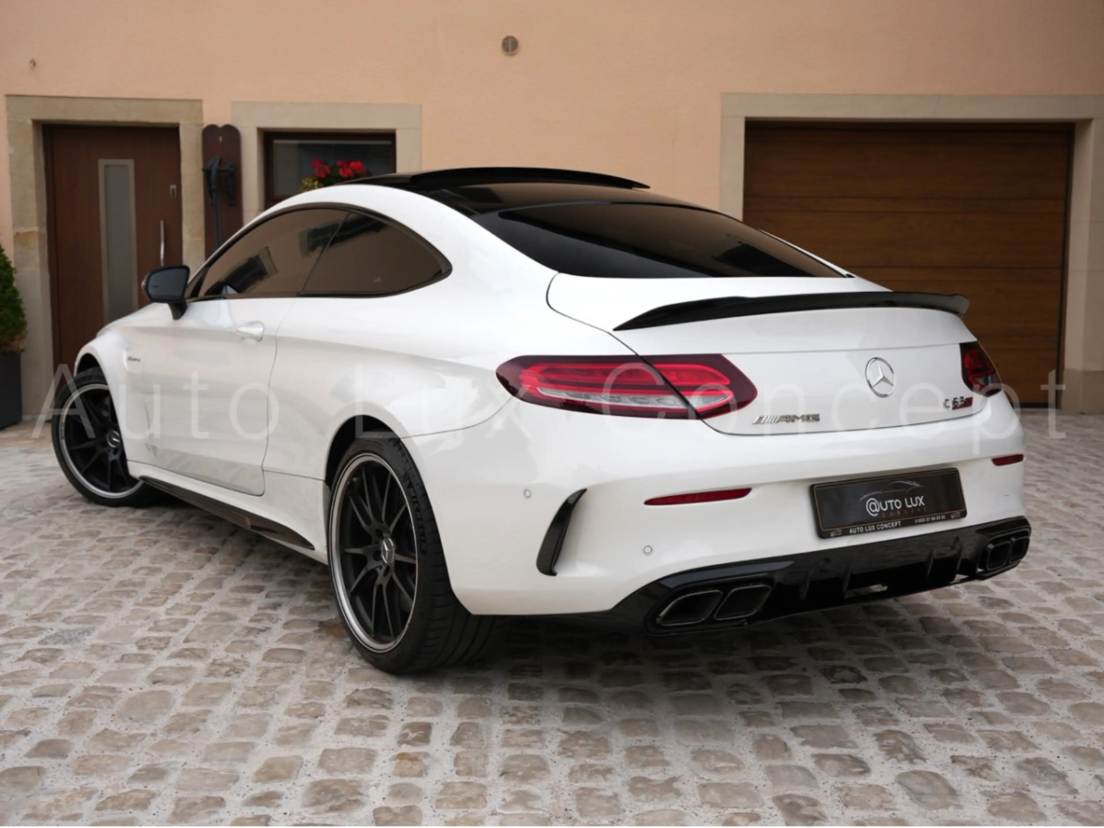 Mercedes-Benz C 63 AMG S Coupé/Aero-Paket/Perf-Sitze/Pano/Burmester — photo 4