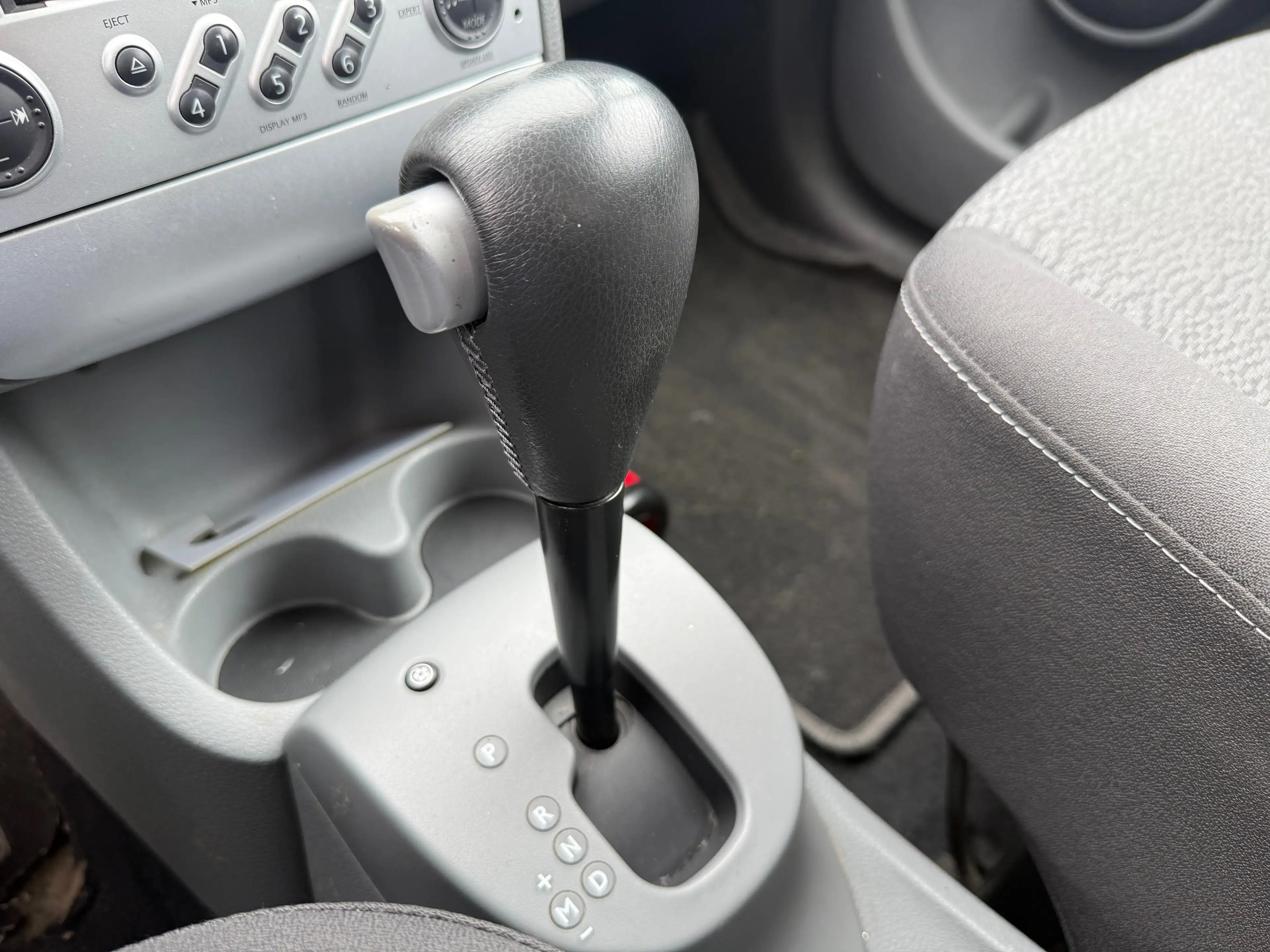 Renault Modus Modus 1.6i Pack AUTOMATIQUE — photo 13
