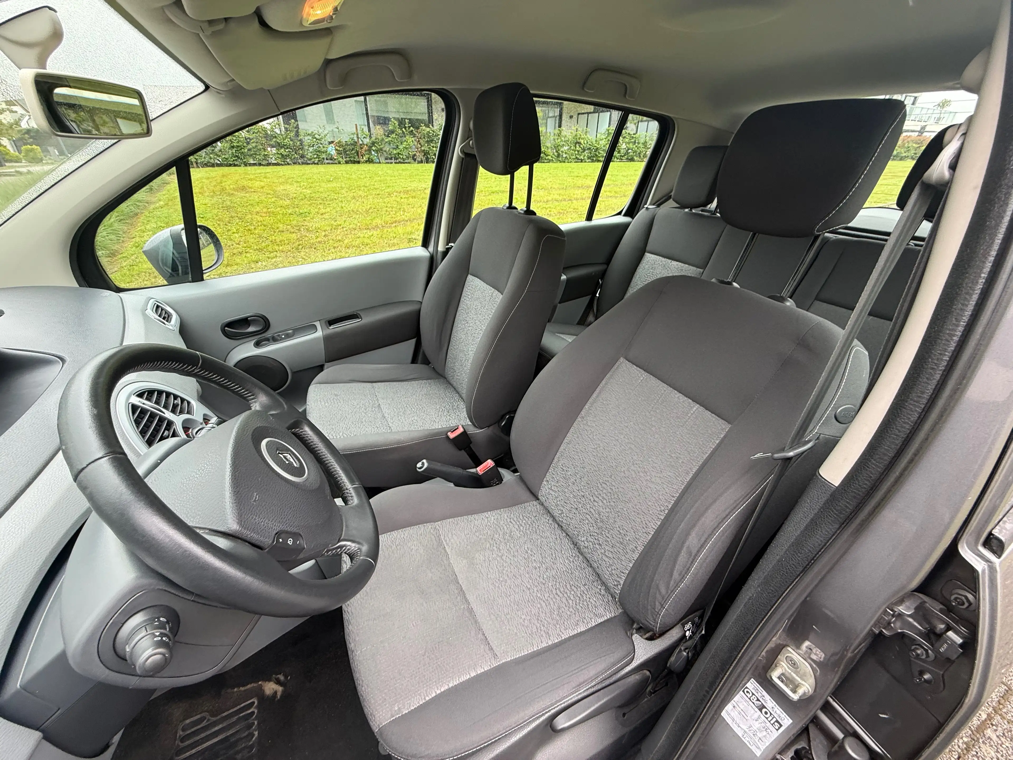 Renault Modus Modus 1.6i Pack AUTOMATIQUE — photo 8