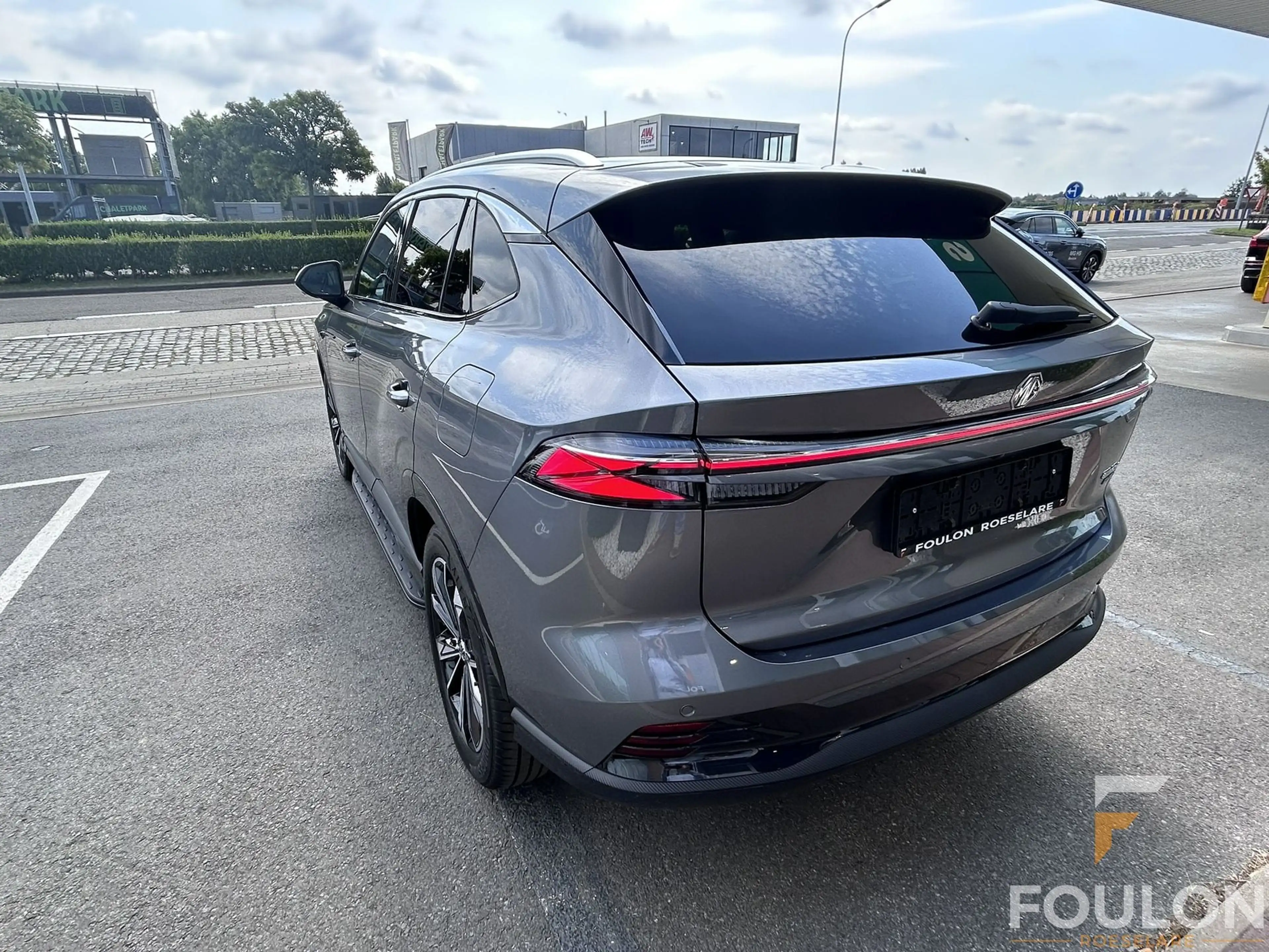 MG EHS Model 2025 1.5T Plug-in Luxury — photo 5