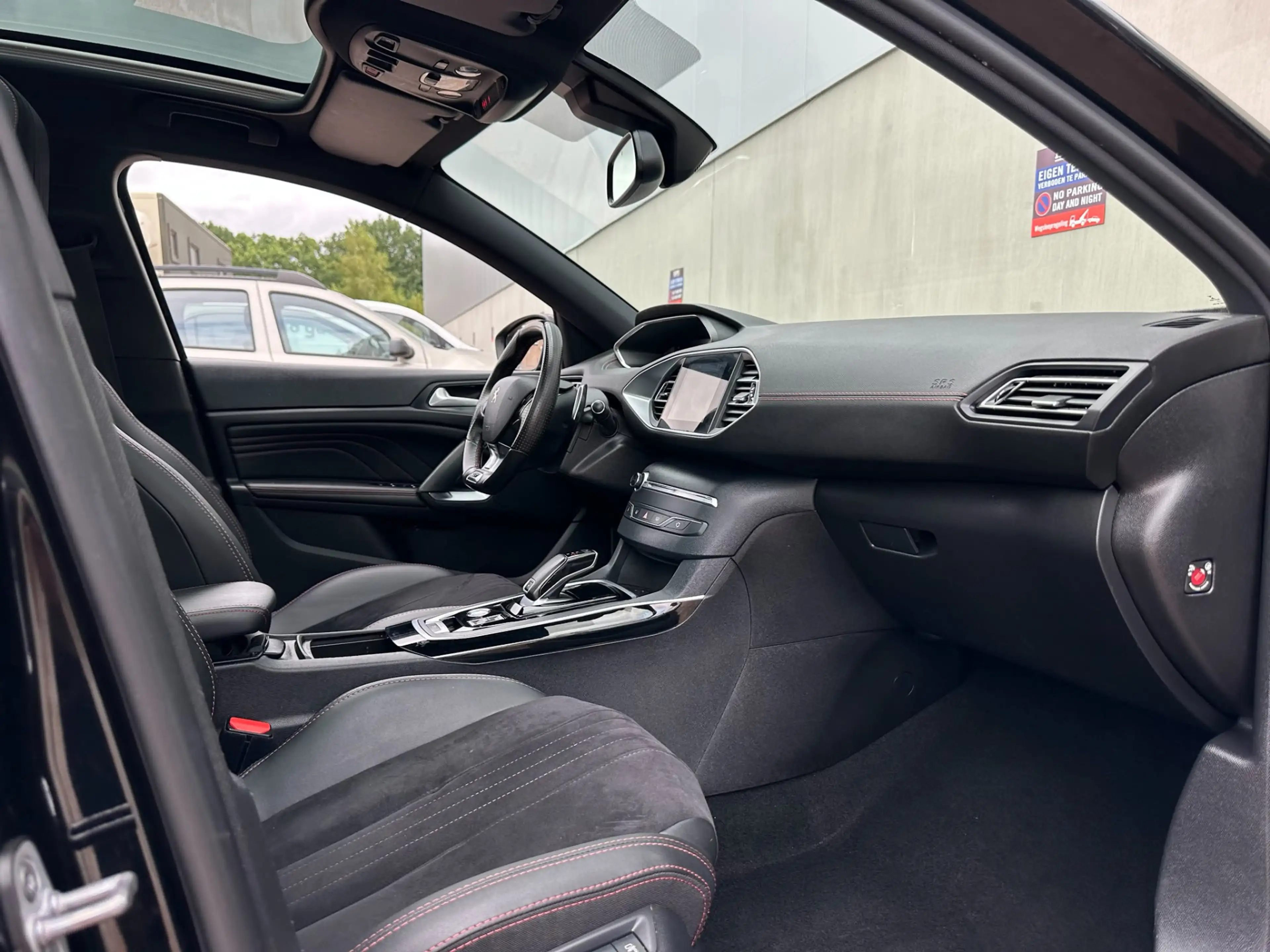 Peugeot 308 SW 1.2 PureTech GT-line Climate C, Cruise C, Pano. — photo 8