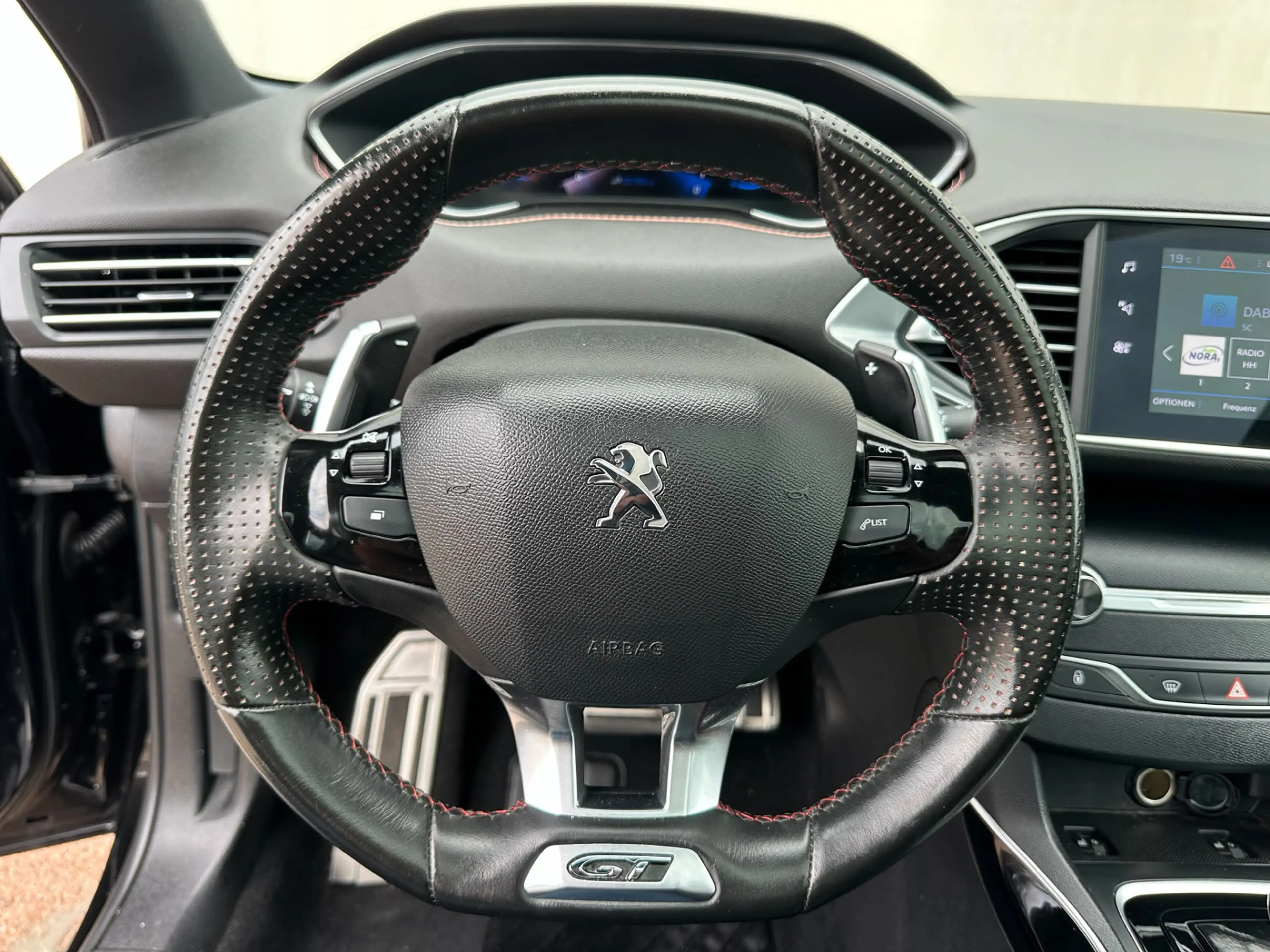 Peugeot 308 SW 1.2 PureTech GT-line Climate C, Cruise C, Pano. — photo 14