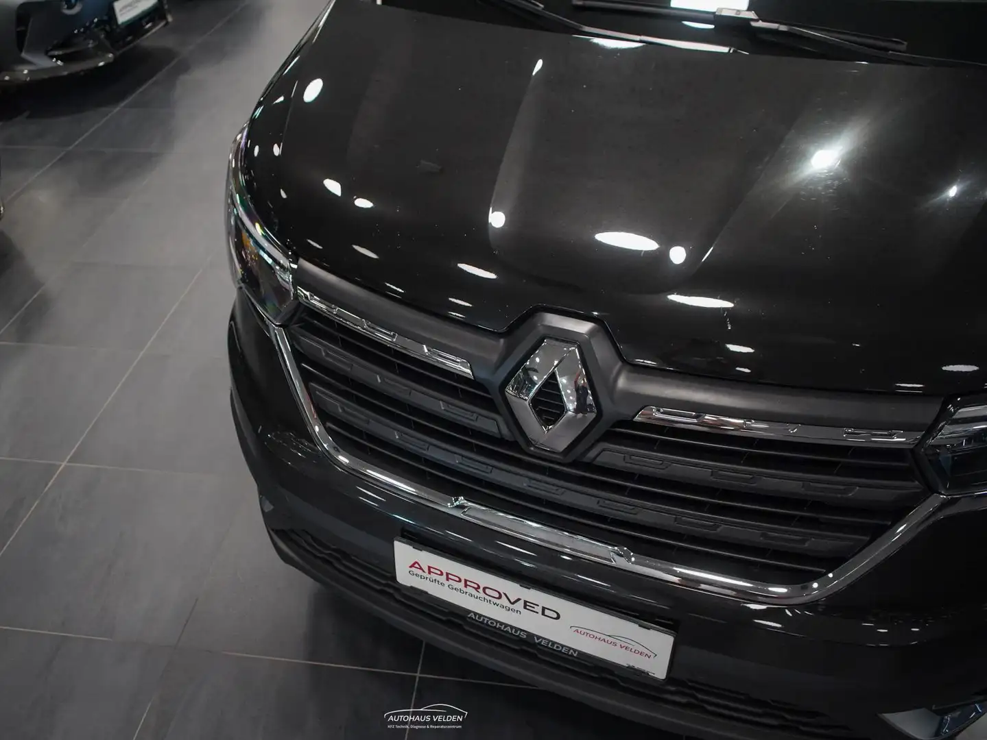 Renault Trafic L2H1 Doka 3,0t Komfort Schwarz - 2