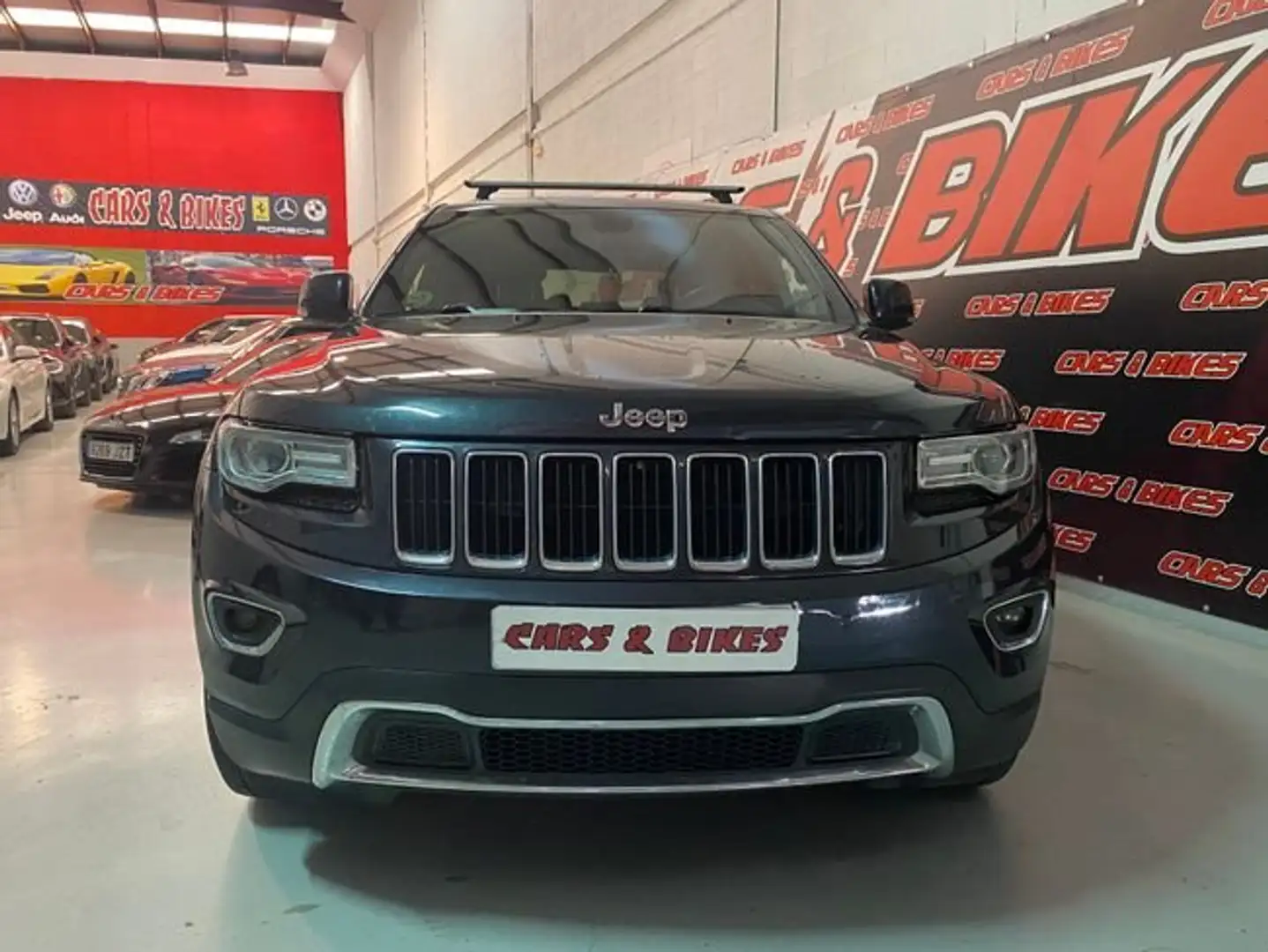 Jeep Grand Cherokee 3.0 V6 Diesel Limited 250 CV Grau - 2