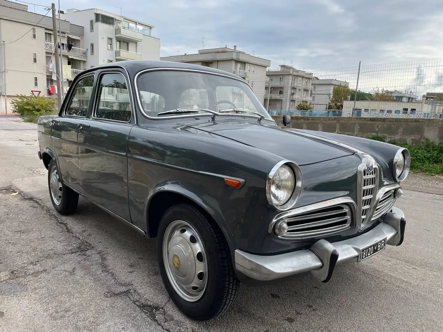 Alfa Romeo Giulietta 1.3 TI Gris - 2